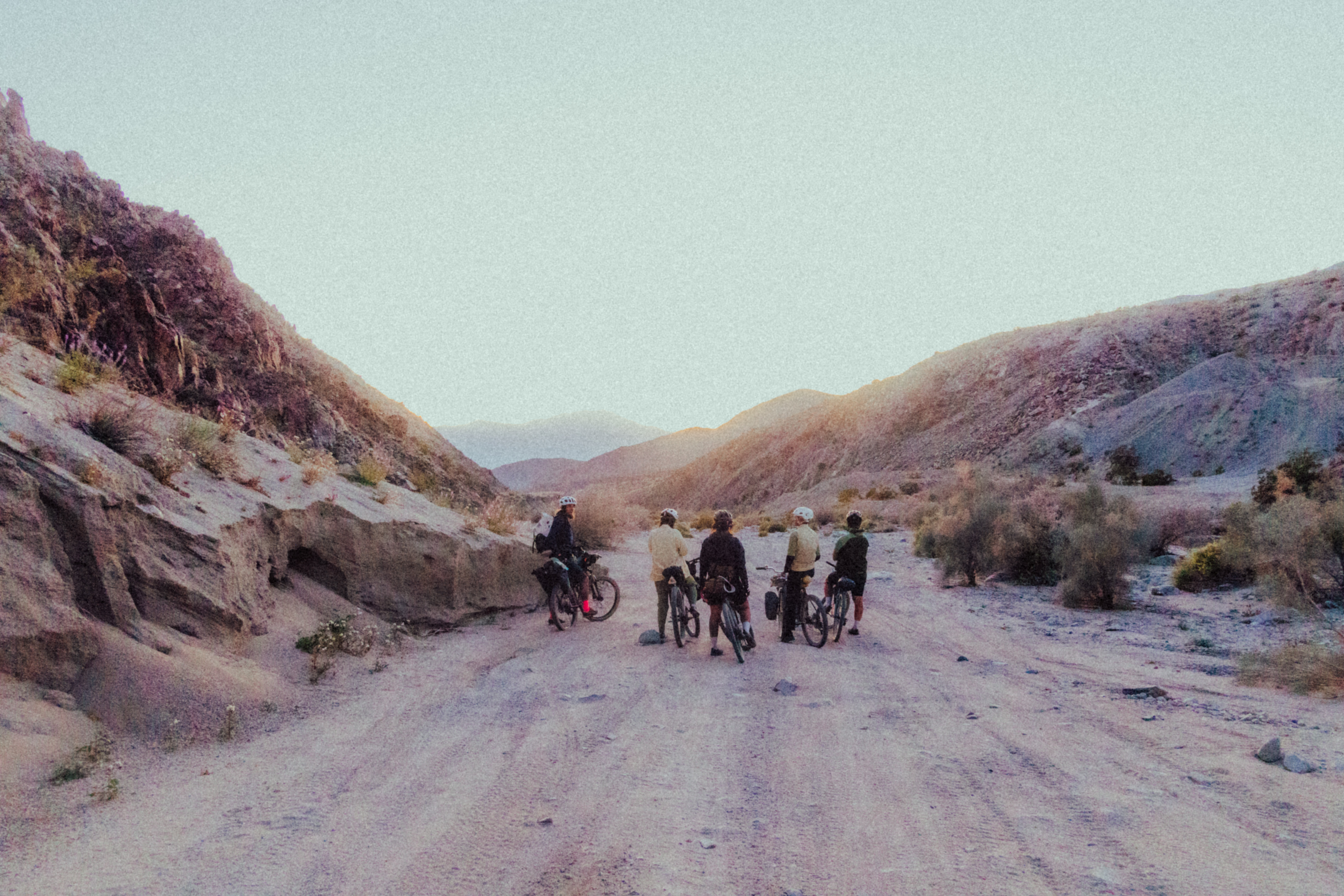 RAPHA explore overshorts ラファエクスプロア RAPHA explore overshorts ラファエクスプロア Men's Explore