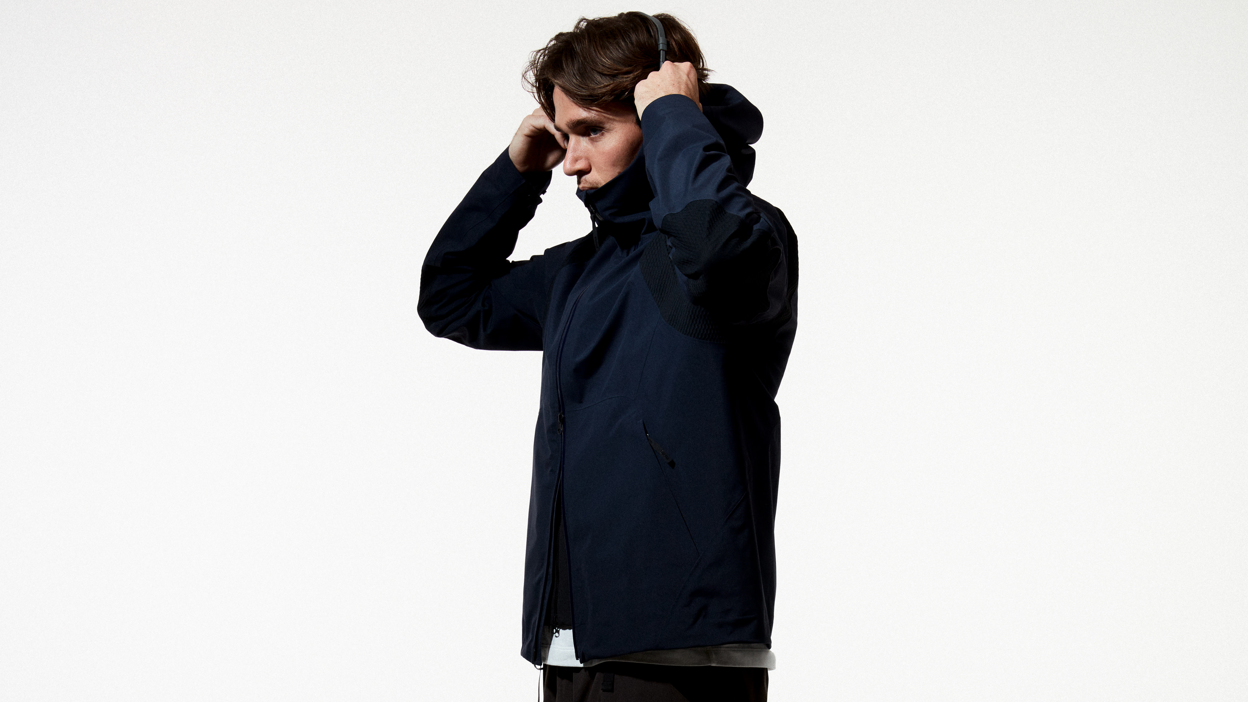 美品　Rapha Technical Hoodieフリースジャケット　Lサイズ Rapha EXPLOREシリーズ 体を暖かくドライに。オンオフ問わず