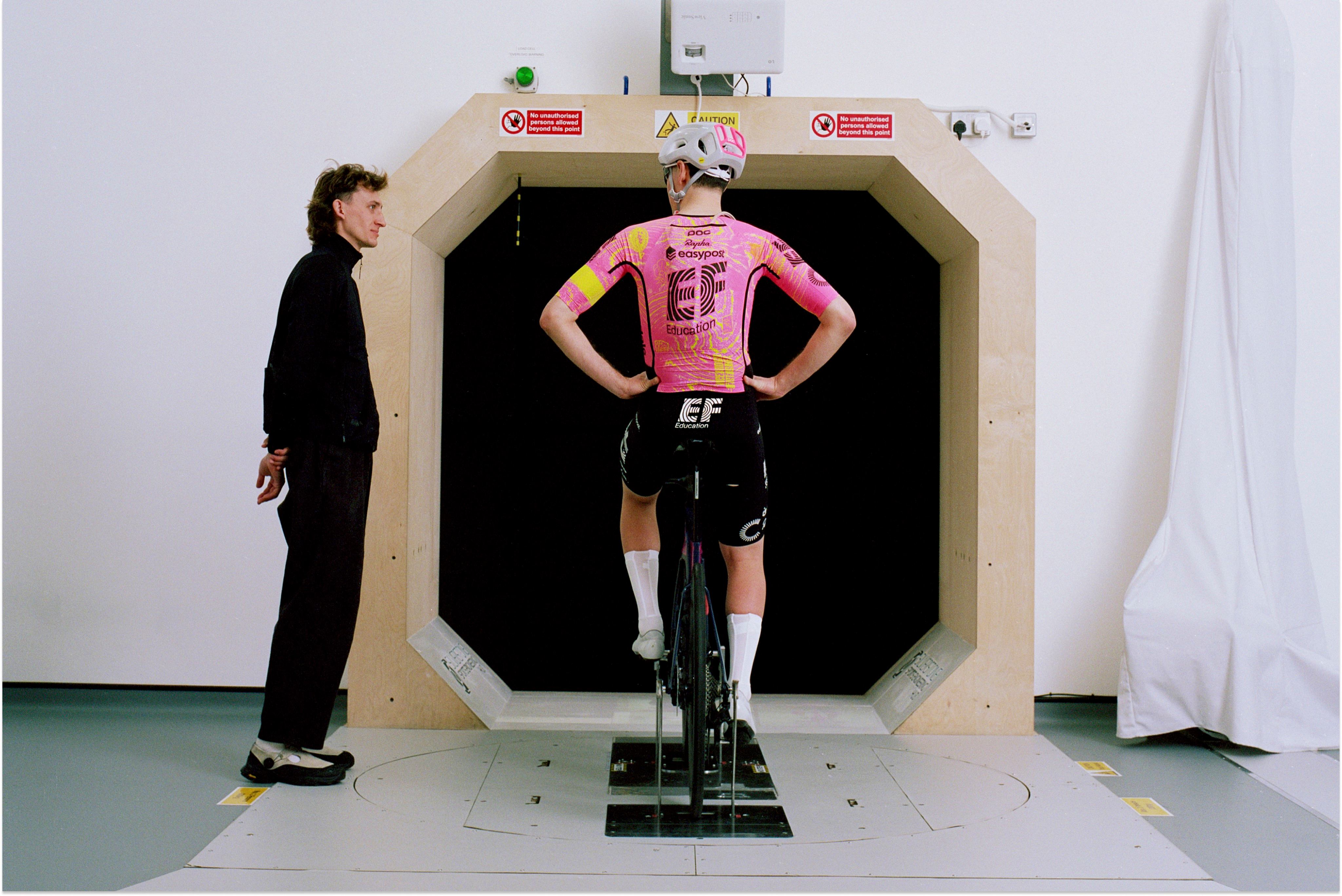 最速で未来へ | Rapha