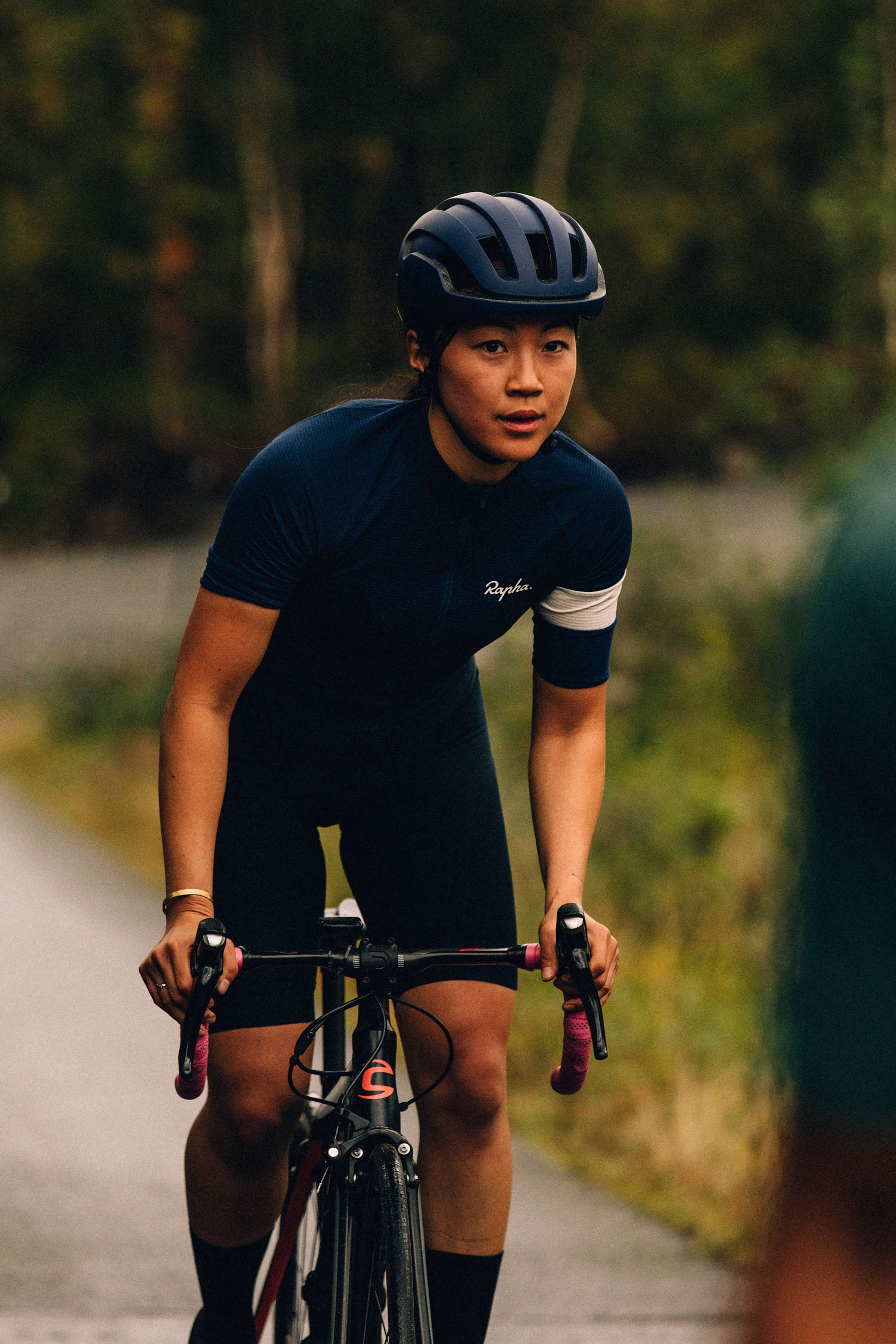 最速出荷新品 Rapha・ラファ レディースクラシックフライウェイトジャージ半袖 サイズ M 女性用