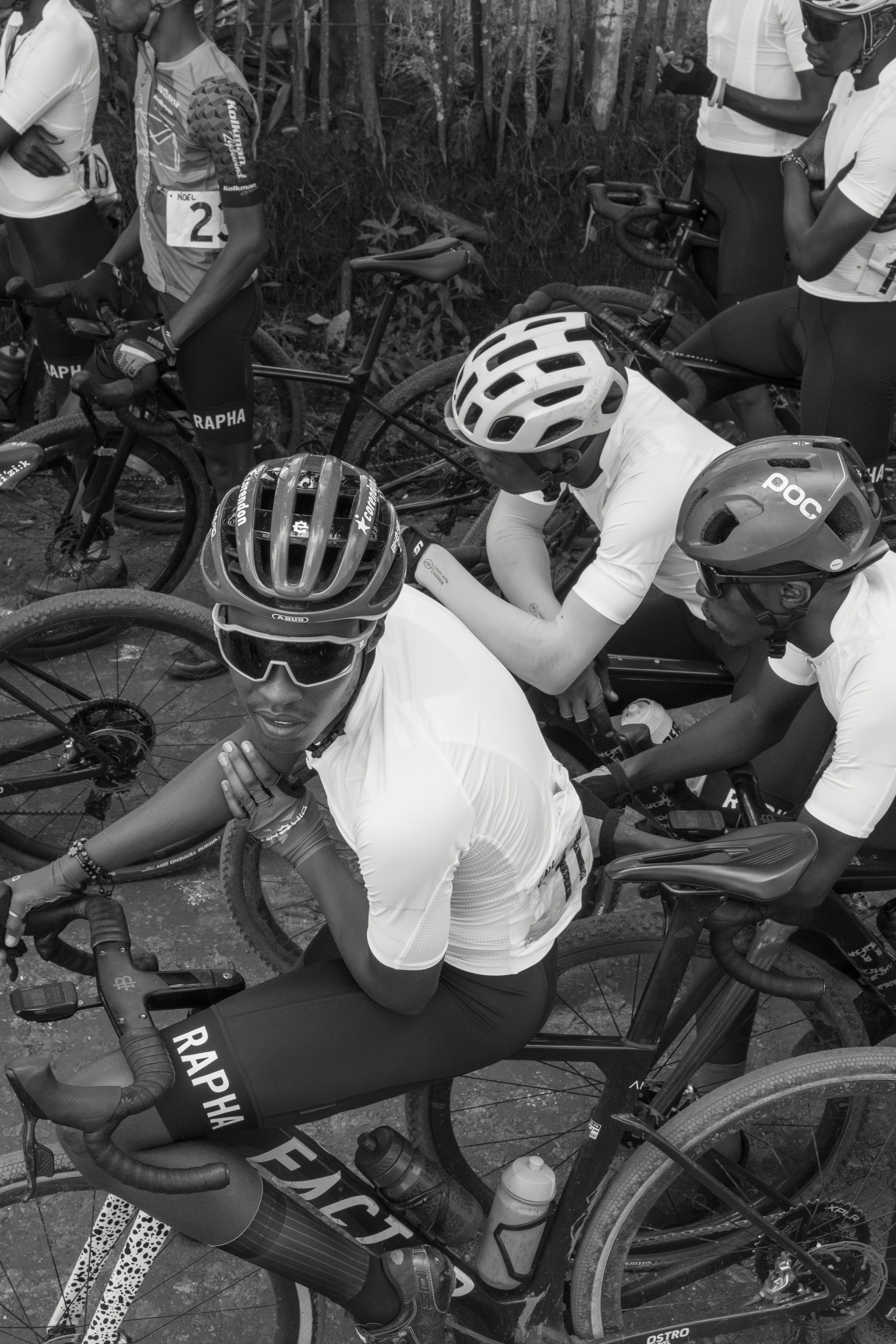 この道を、進み続ける | Rapha