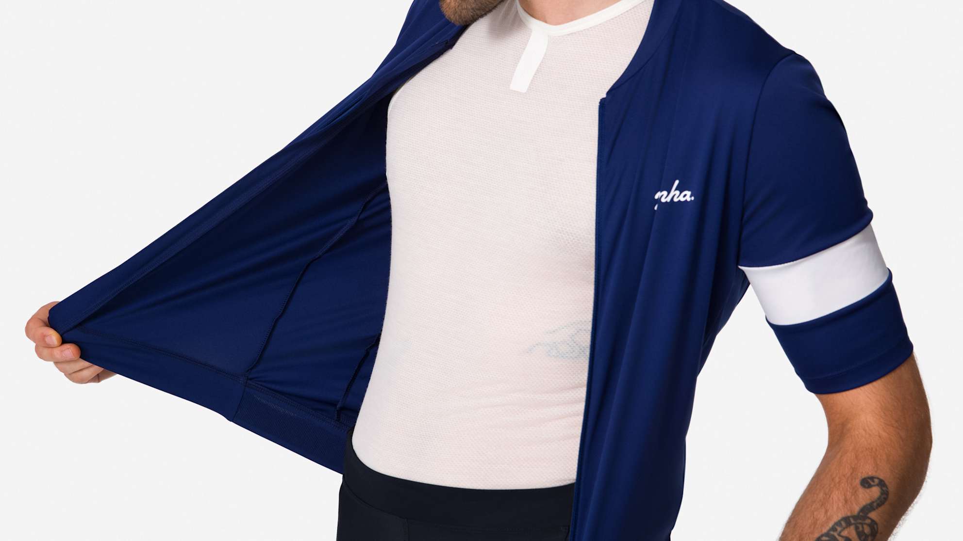 楽天市場】Rapha MEN'S CORE JERSEY ラファ メンズ サイクルウェア コア ジャージ ウェア 自転車 春 夏 半袖 ポケット  背面ポケット : ハヤサカサイクル楽天市場店