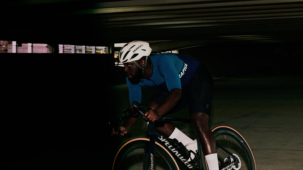 メンズ プロチーム ライトウェイト ジレ | Rapha Site メンズ プロチーム ライトウェイト ジレ | Rapha Site