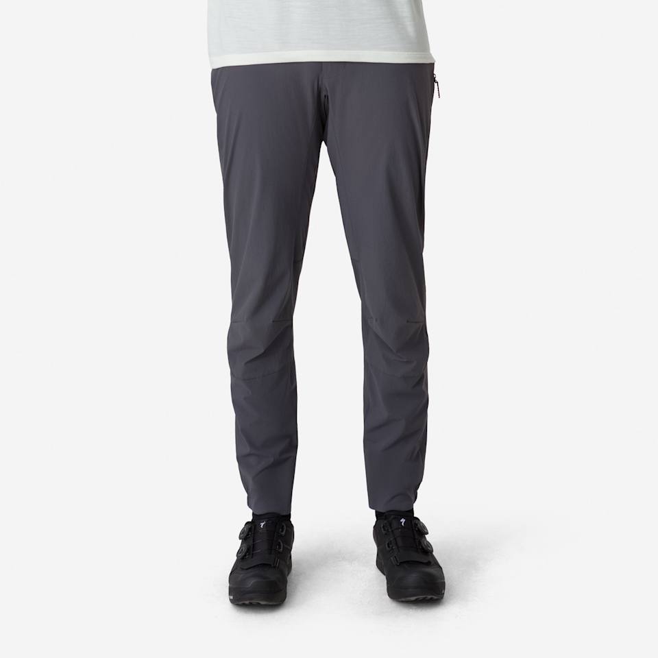 メンズ トレイル ライトウェイト パンツ | Rapha Site