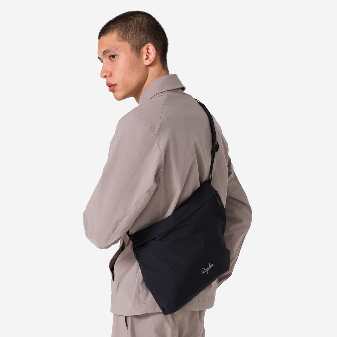 Rapha ライド・メッセンジャーバッグ ブラック Rapha ライド・メッセンジャーバッグ ブラック 2025年最新