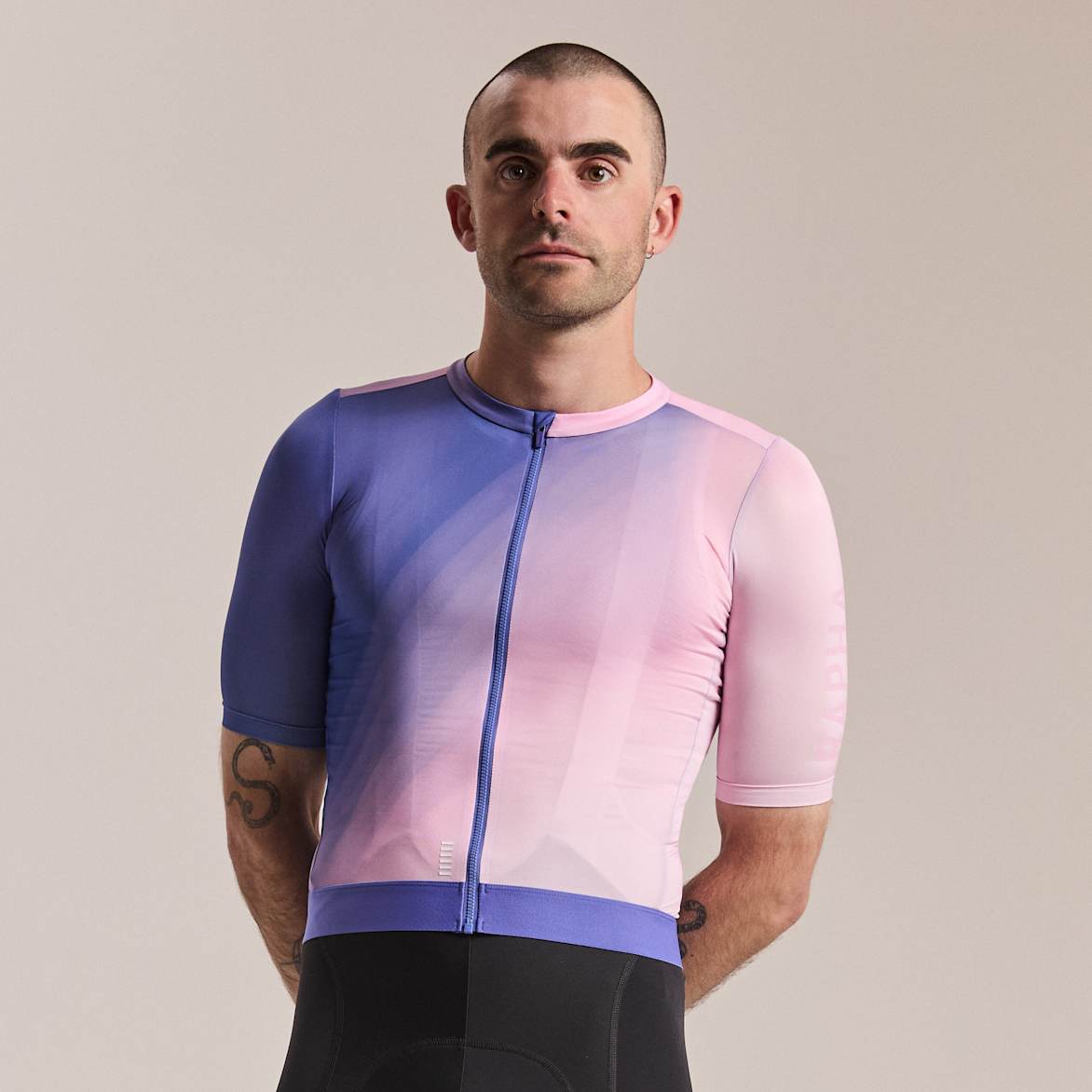 Rapha 特別版 サイクリング ジャージ ＆ ビブショーツ | Rapha