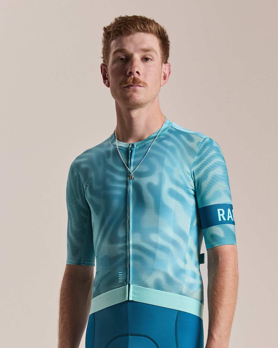 パフォーマンス サイクリング ウェア | Rapha Pro Team