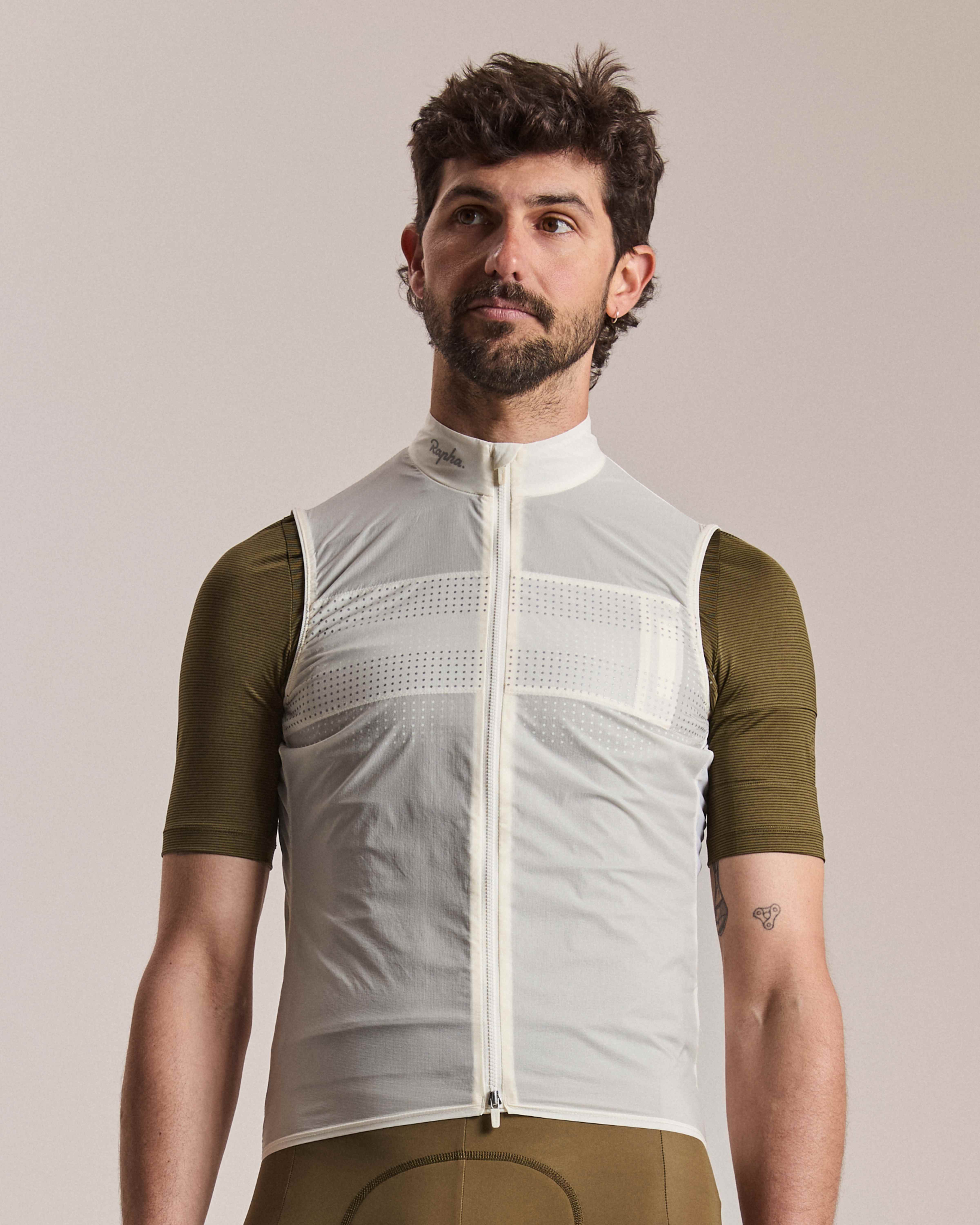 連休特価！【新品未使用】Rapha ウィンドウジャケット ポーチ 2点セット メンズ サイクリング ジャケット & ジレ | Rapha