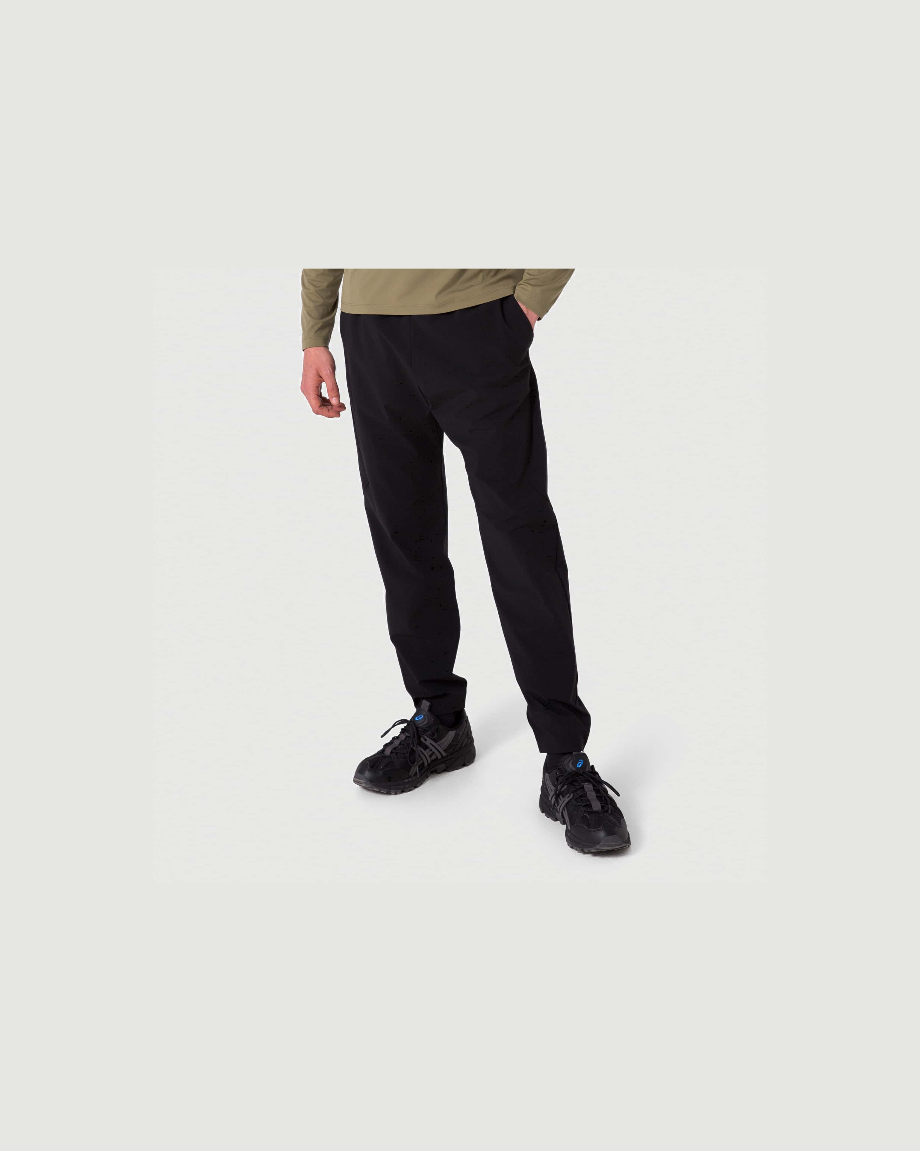メンズ トレイル パンツ | テクニカル トラウザー & ショーツ | Rapha