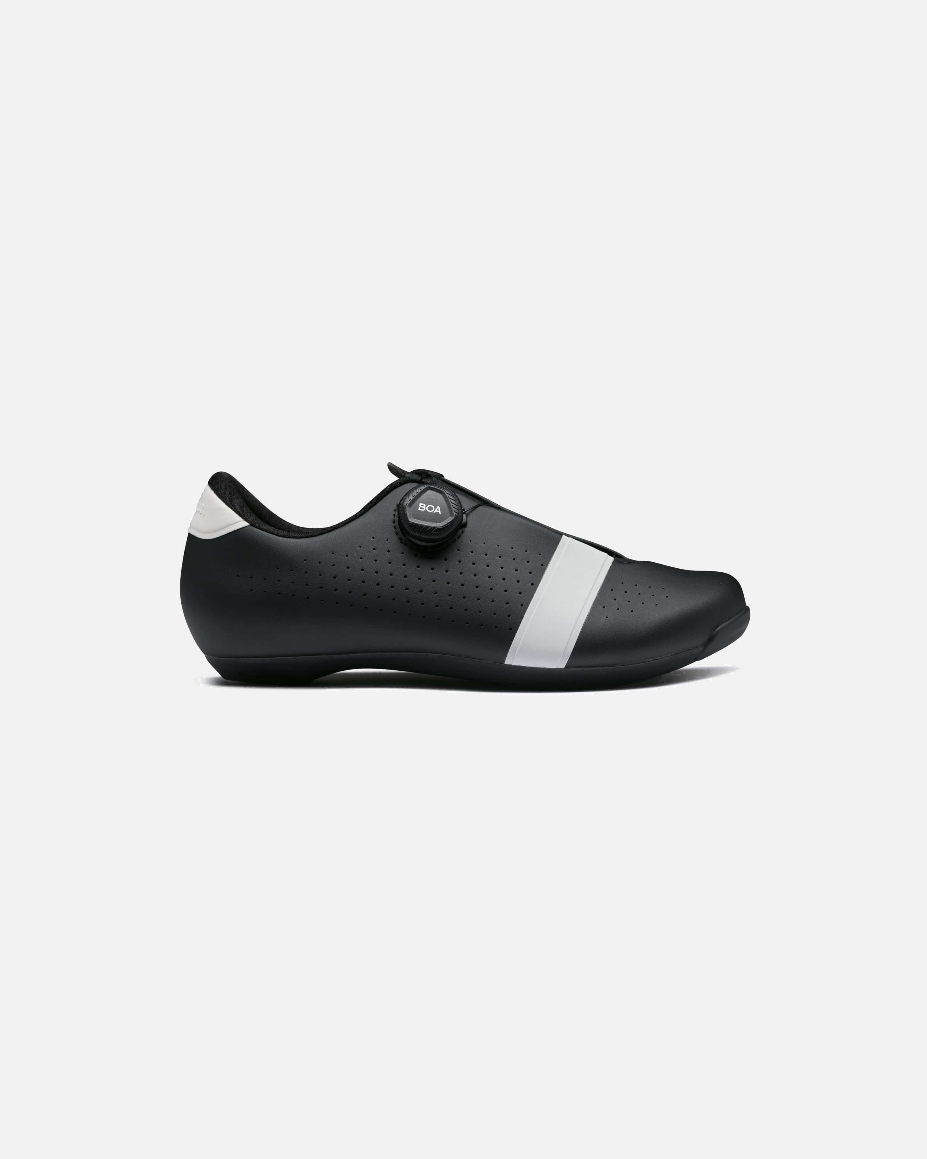 サイクリング シューズ | Rapha Japan