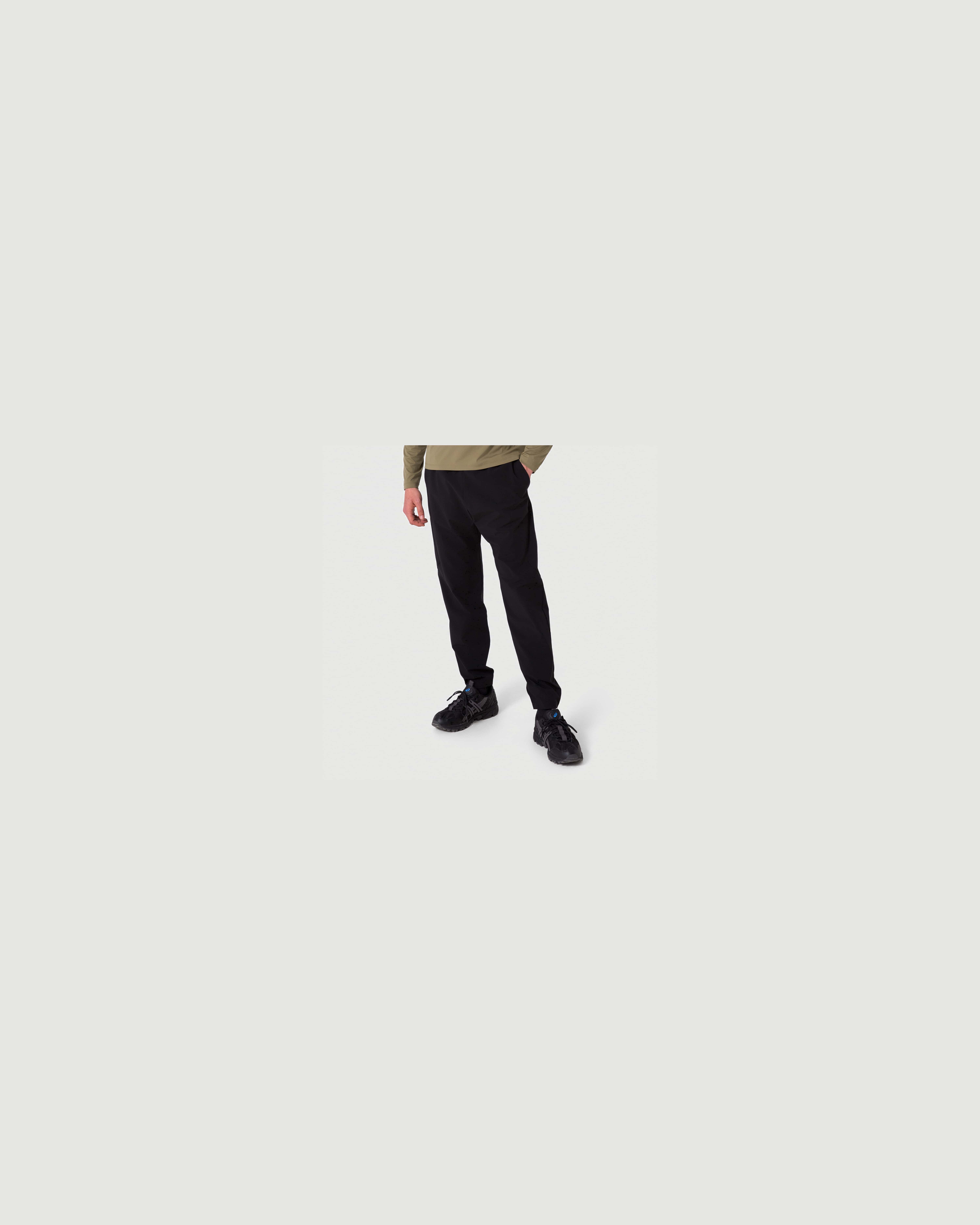 メンズ トレイル パンツ | テクニカル トラウザー & ショーツ | Rapha