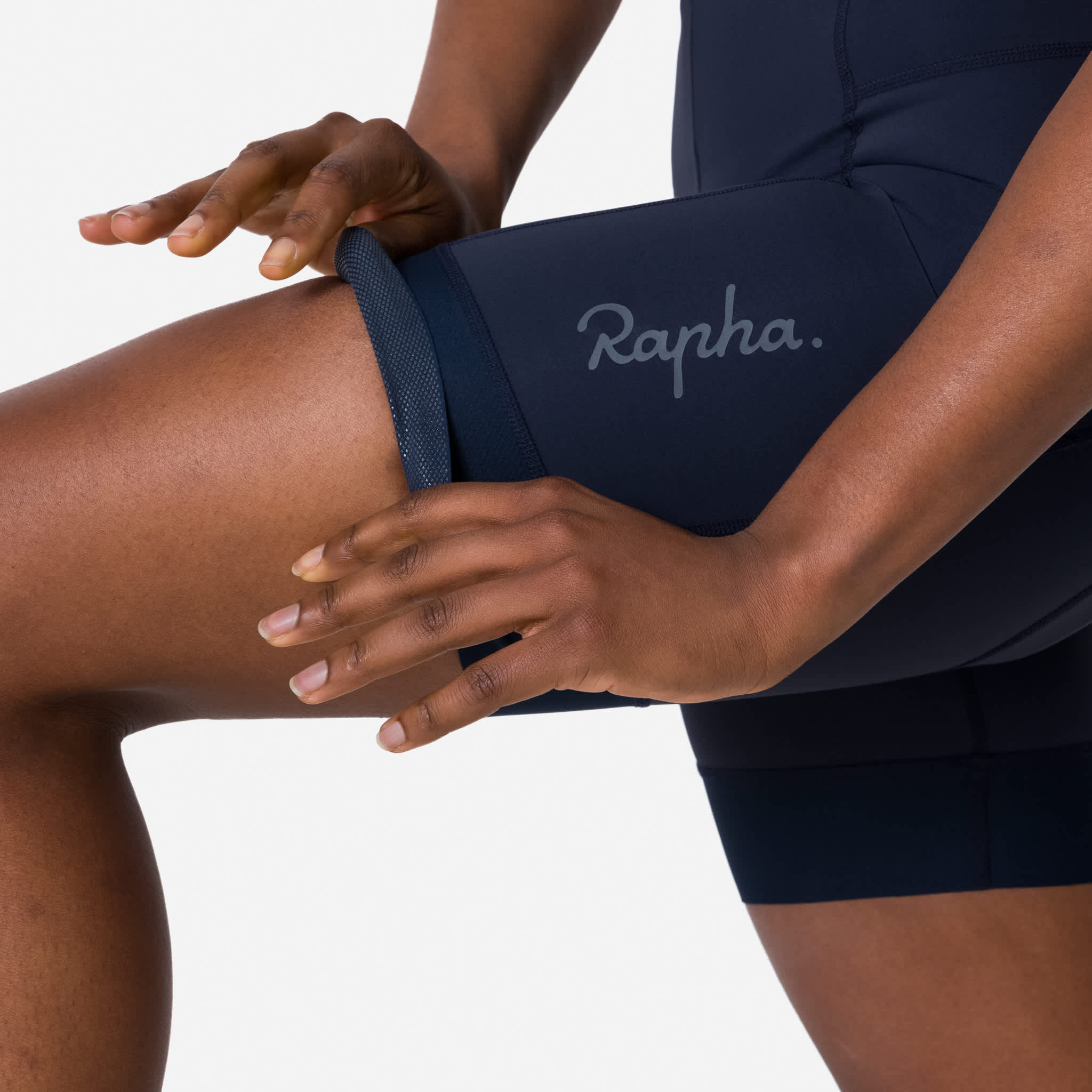 ARX01XX_DNY_Womens-Short-Cargo