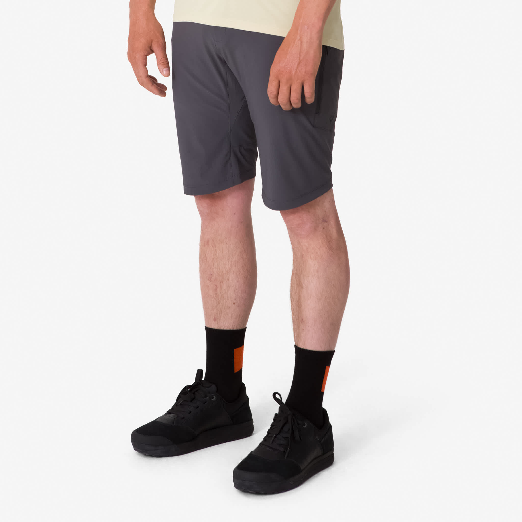 AWI01XX_APA_Mens-Trail-