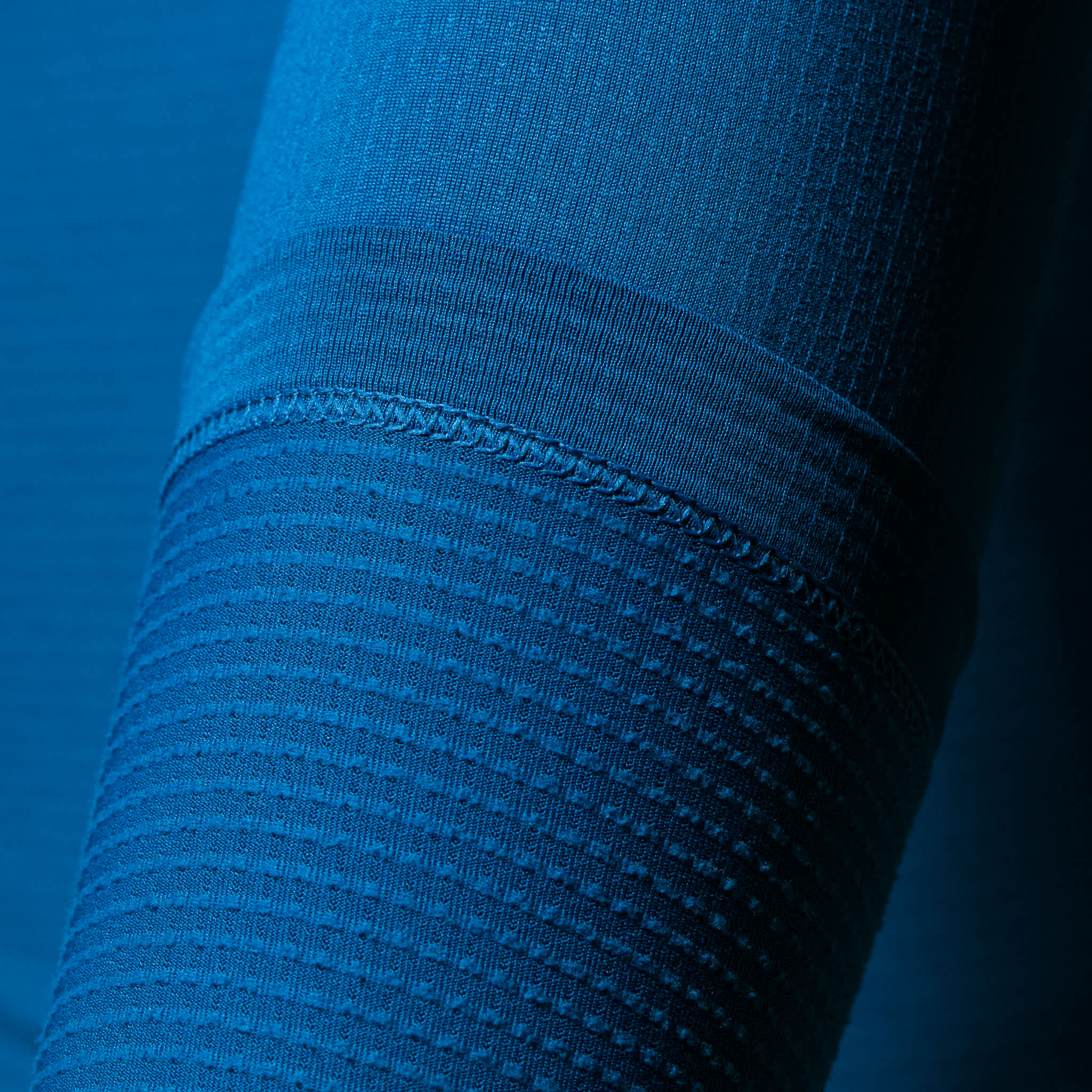 メンズ プロチーム ロングスリーブ ミッドウェイト ジャージ | Rapha
