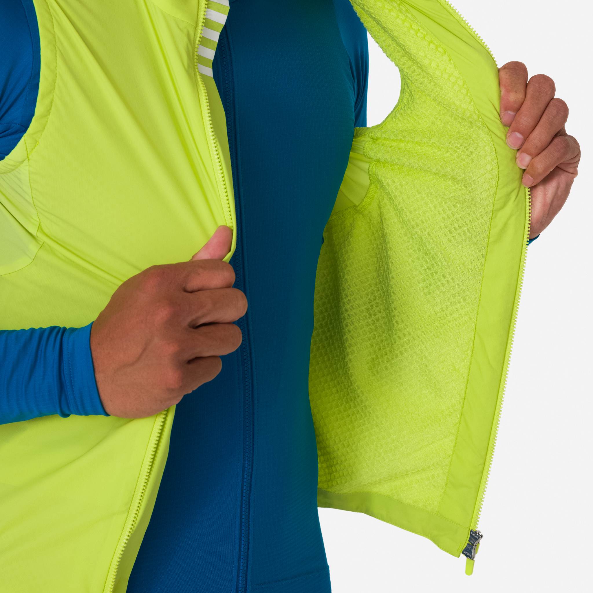 Men's Pro Team Insulated Gilet | Rapha