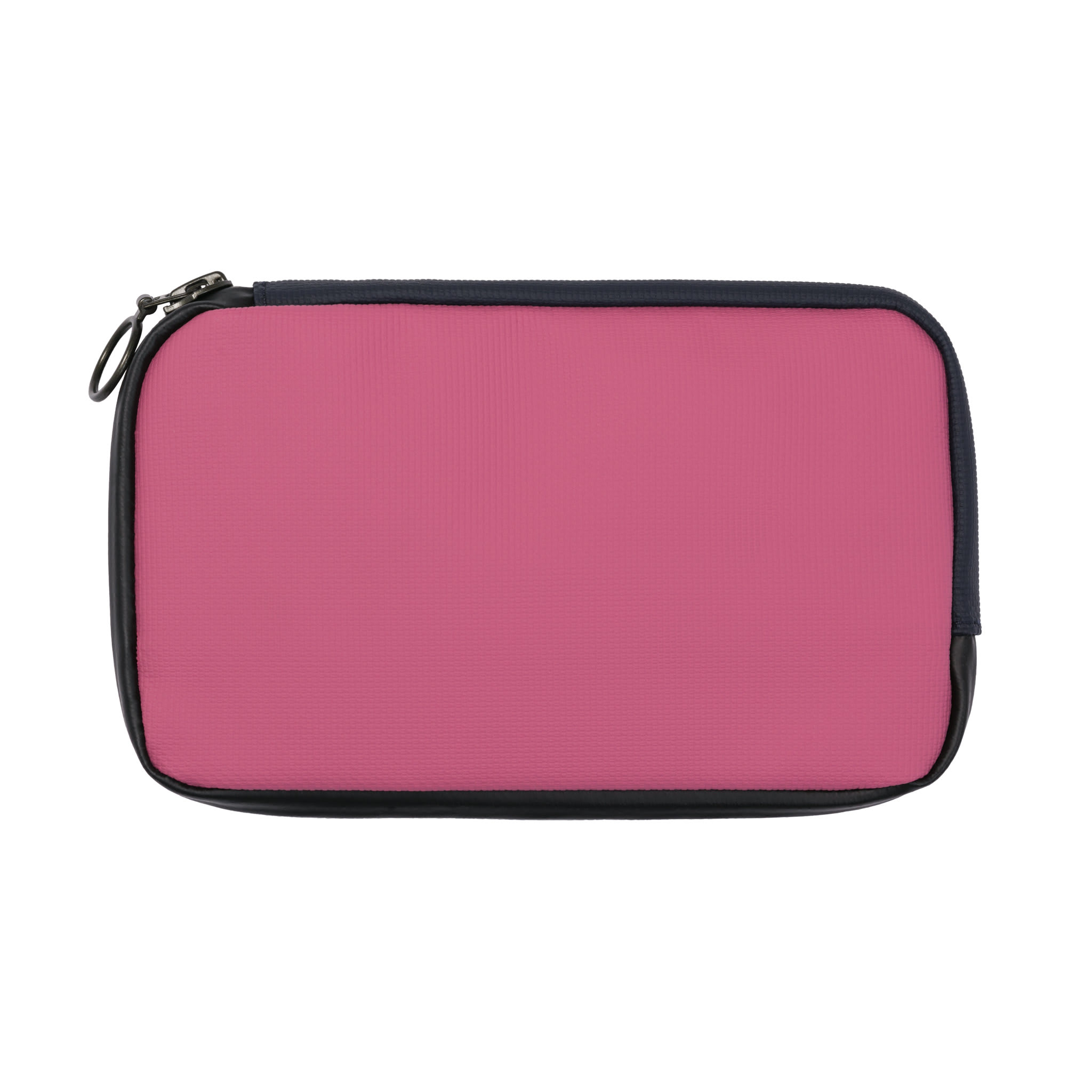 CEV01XX_MUL_Essentials-Case-