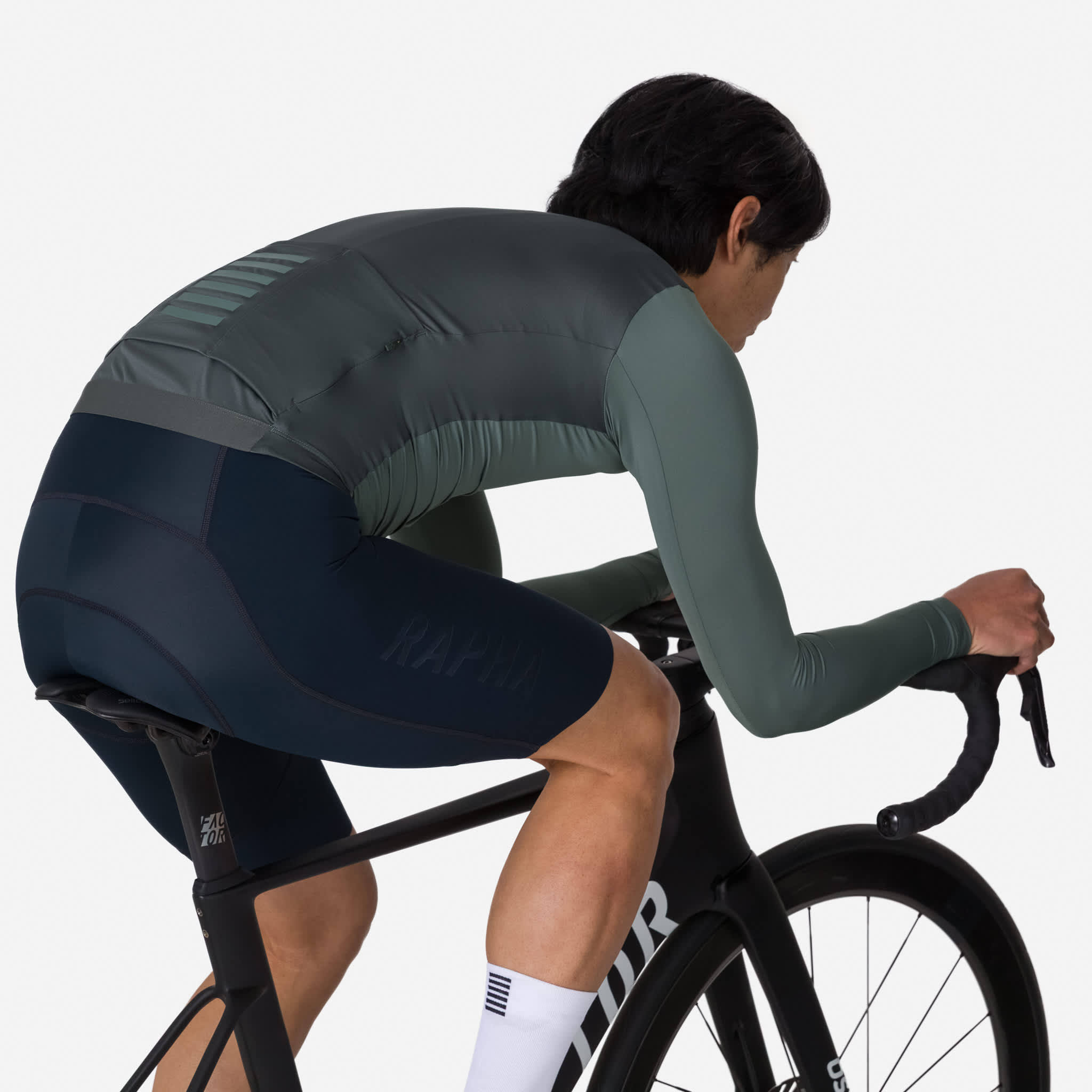 メンズ プロチーム ロングスリーブ ライトウェイト ジャージ | Rapha