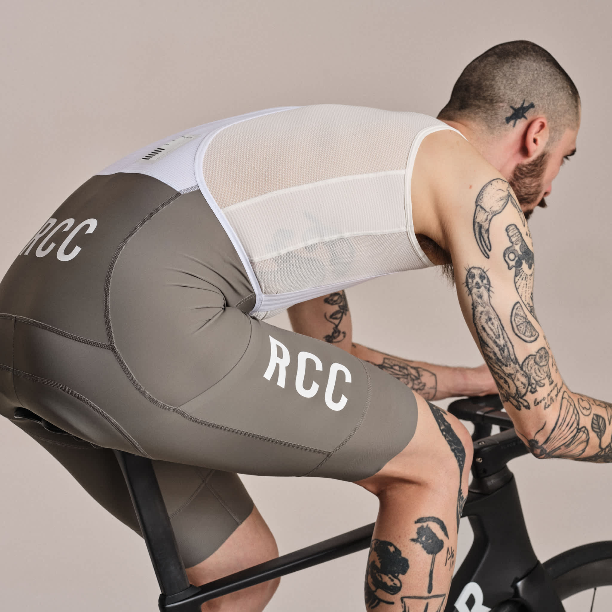Men's RCC Pro Team Cargo Bib Shorts - Long | Rapha