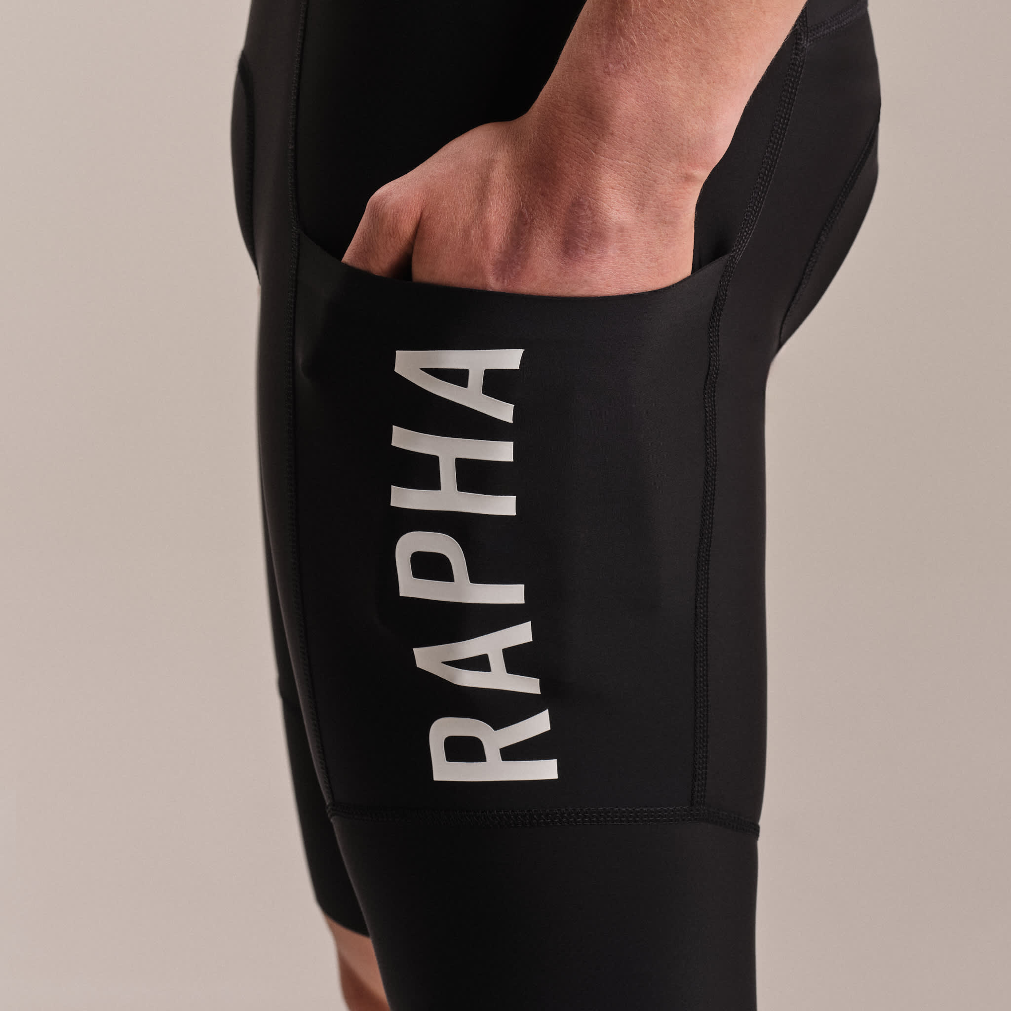 メンズ プロチーム カーゴ ビブショーツ - レギュラー | Rapha