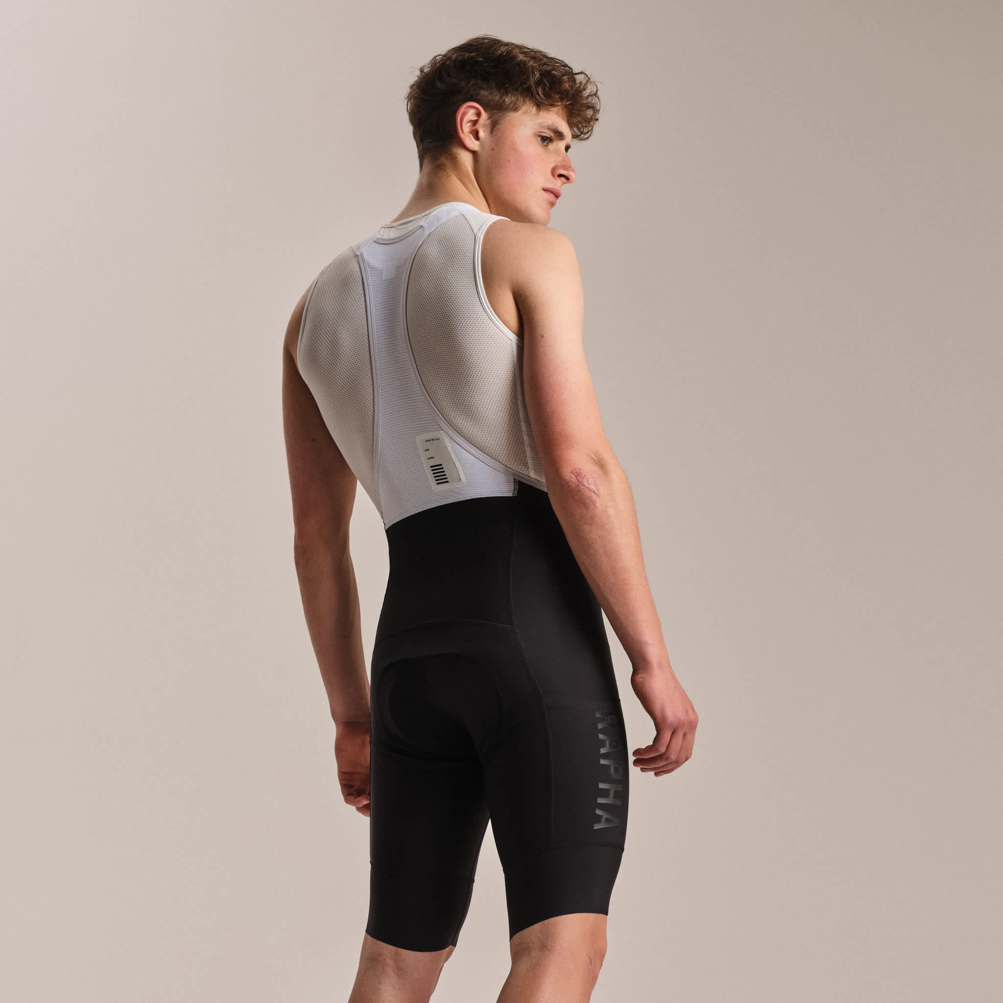 Men's Pro Team Cargo Bib Shorts - Regular | Rapha