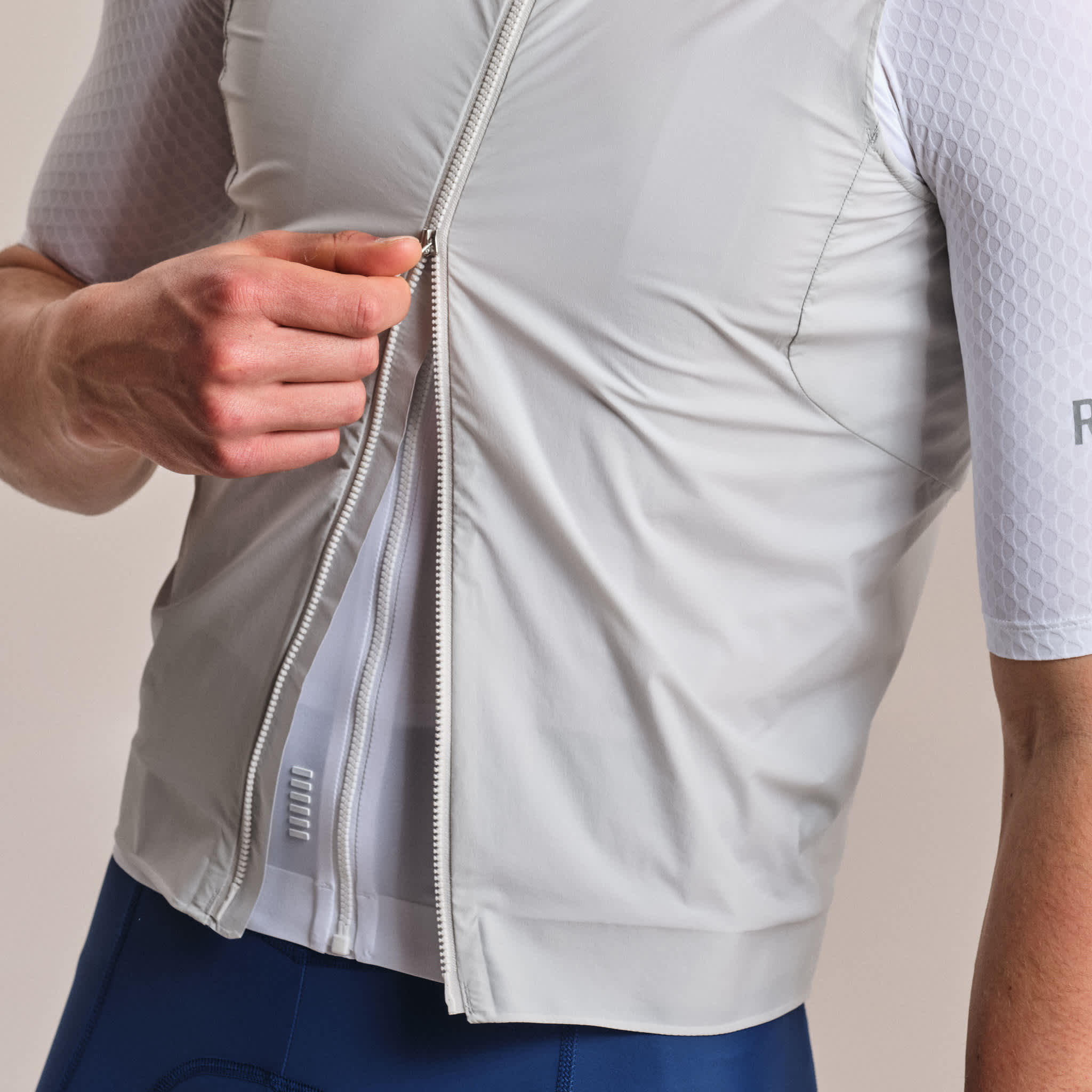 Men's Pro Team Gilet II | Rapha