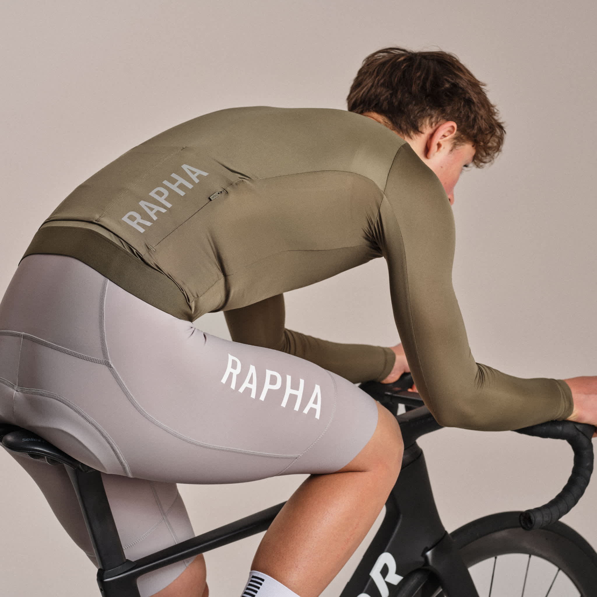 メンズ プロチーム ロングスリーブ ライトウェイト ジャージ III | Rapha