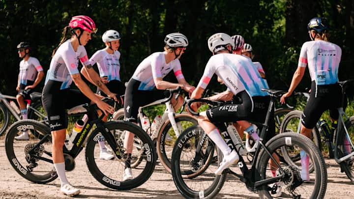 The World's Finest Cycling Clothing and Accessories | Rapha
