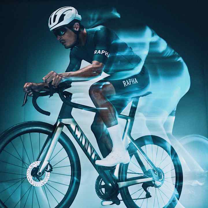 The World's Finest Cycling Clothing and Accessories | Rapha