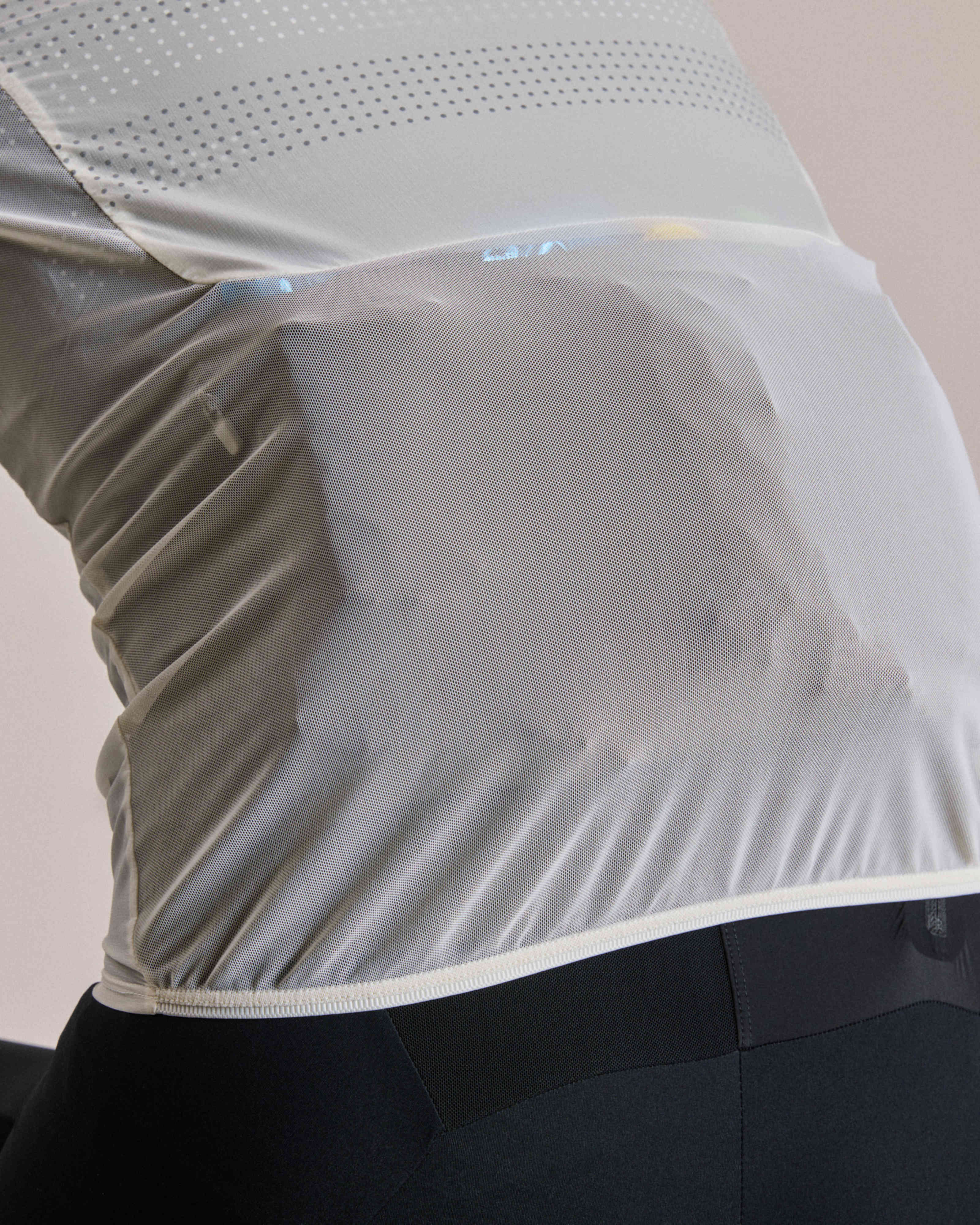 Mesh panel at rear
