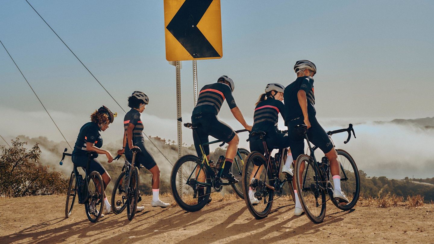  と　Rapha サイクリング　まとめ売り The World's Finest Cycling Clothing and Accessories | Rapha