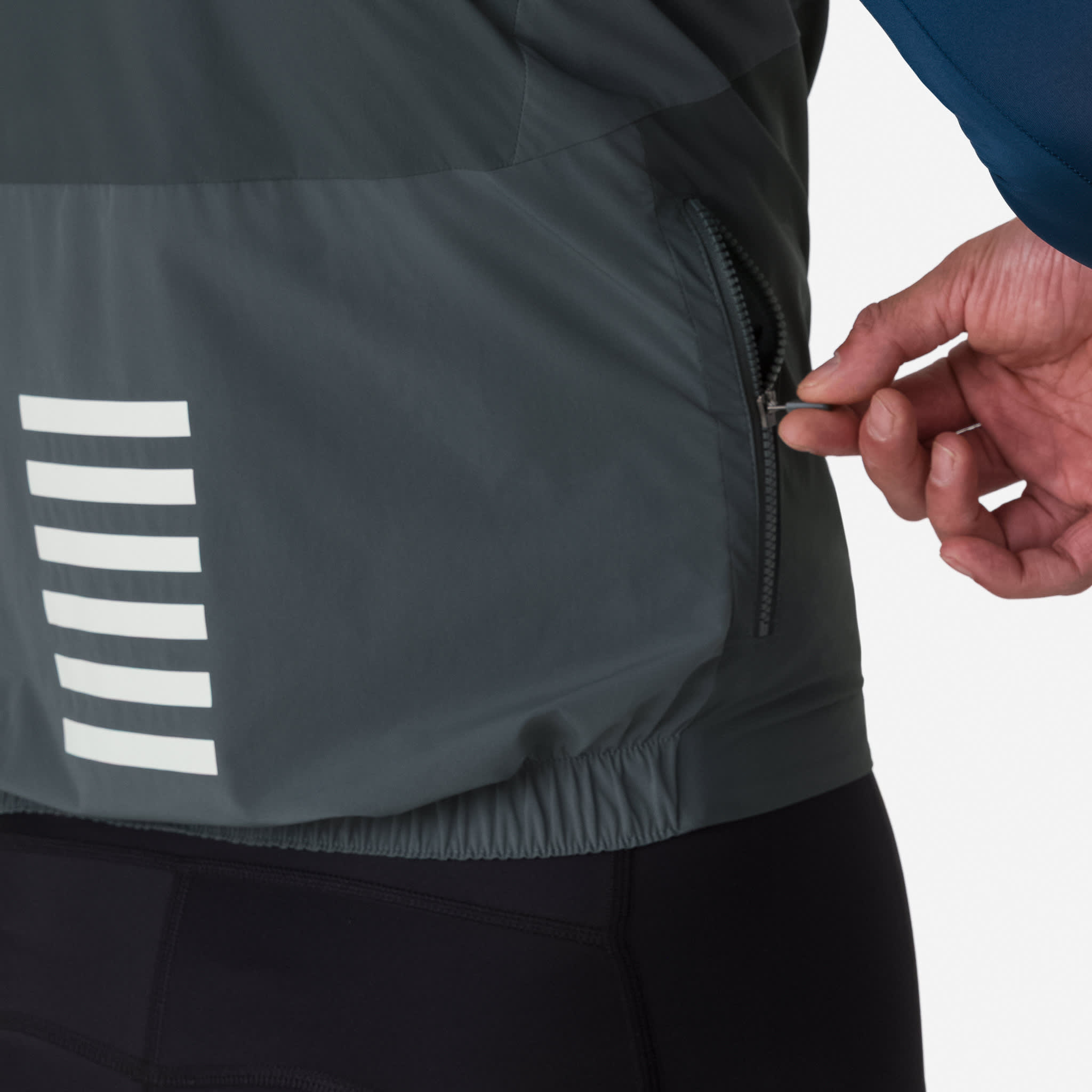 メンズ プロチーム インサレーテッド ジレ | Rapha