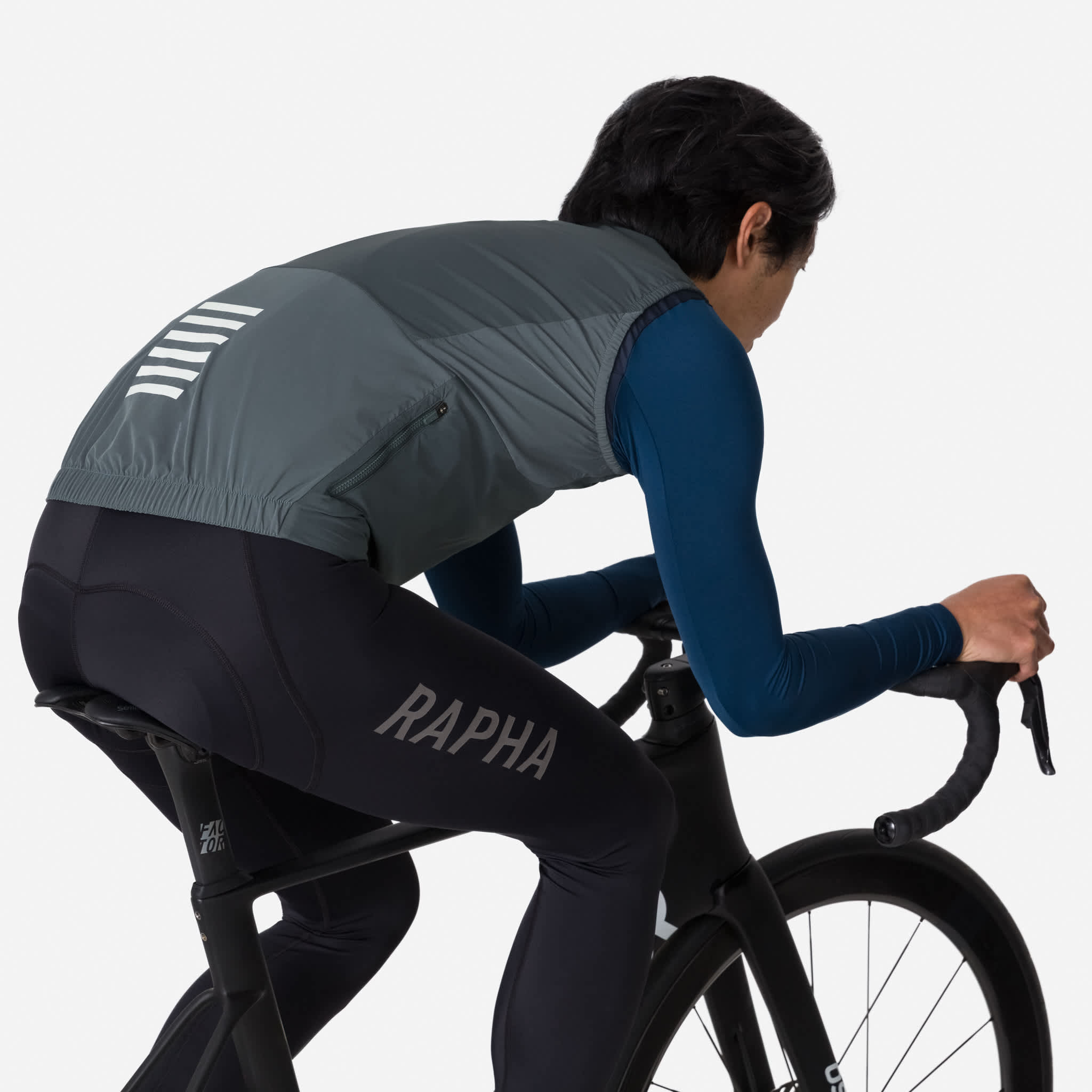 Men's Pro Team Insulated Gilet | Rapha