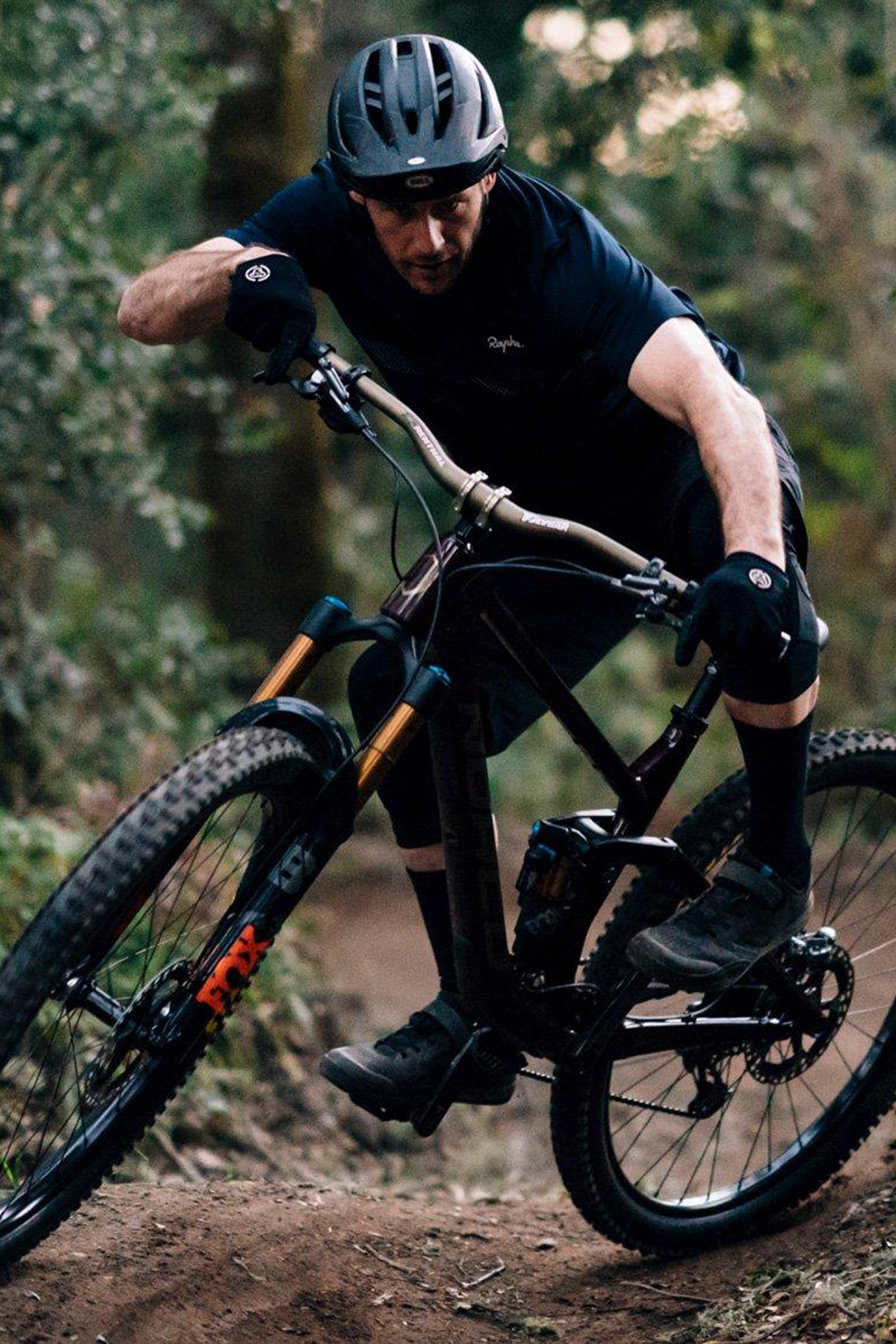 Rapha MTB Trail Wear Reviewed: Not a Thread Out of Place - Singletracks Mountain  Bike News