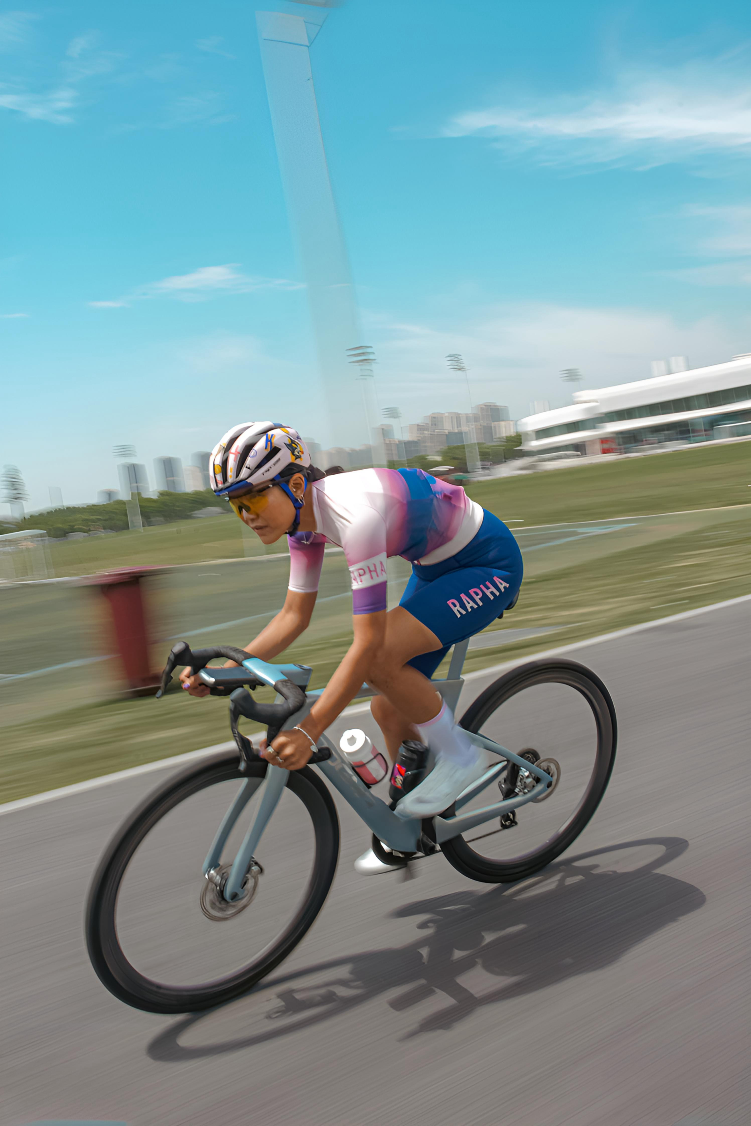 The World's Finest Cycling Clothing and Accessories | Rapha