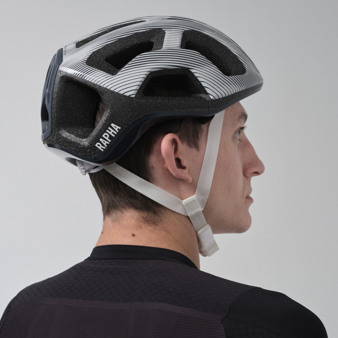 ラファ + POC Ventral Lite ヘルメット - US | Rapha Site