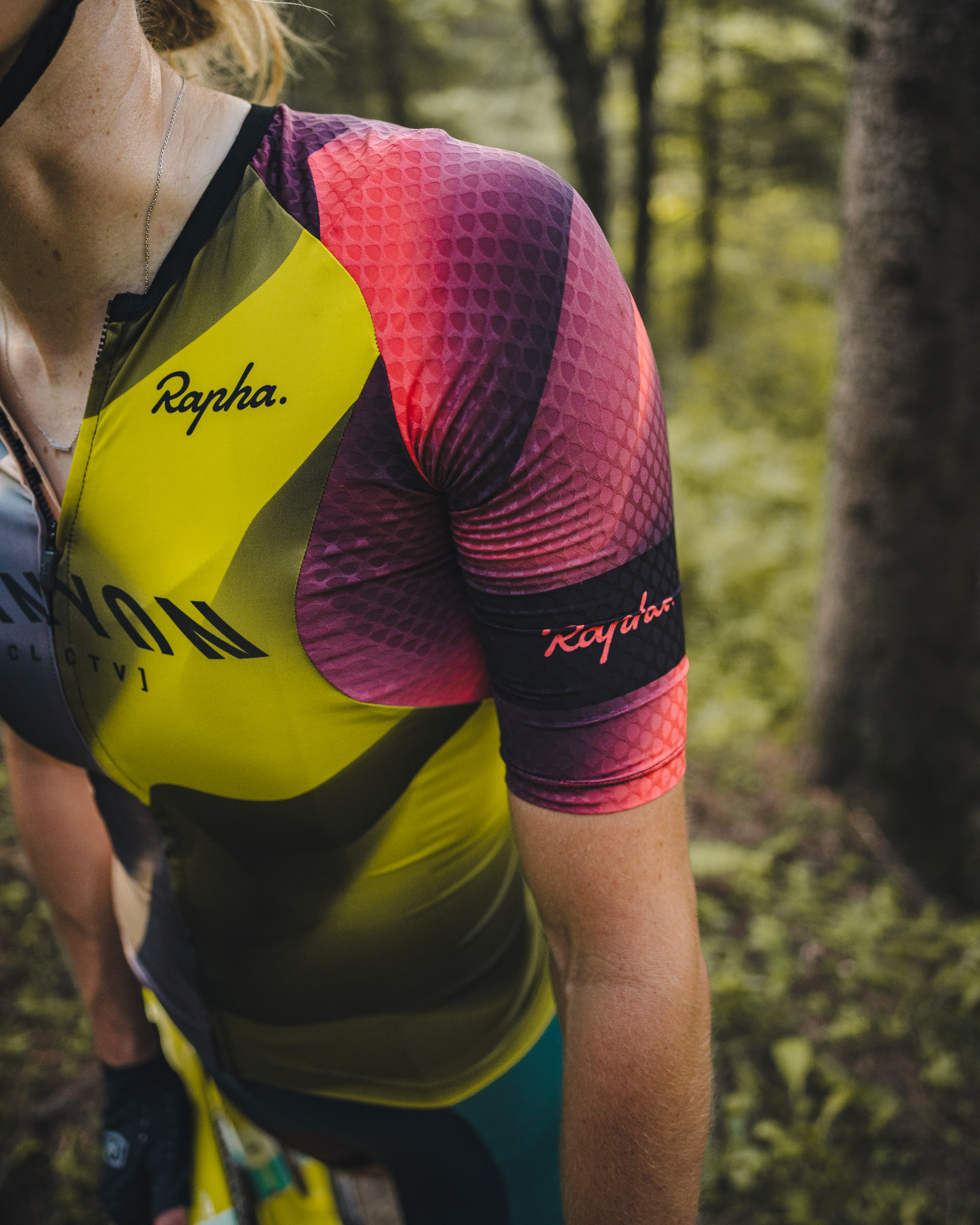 ★Rapha MAGHALIE ROCHETTE AERO JERSEY BGG01XX_Magahlie-Rochette-Pro-