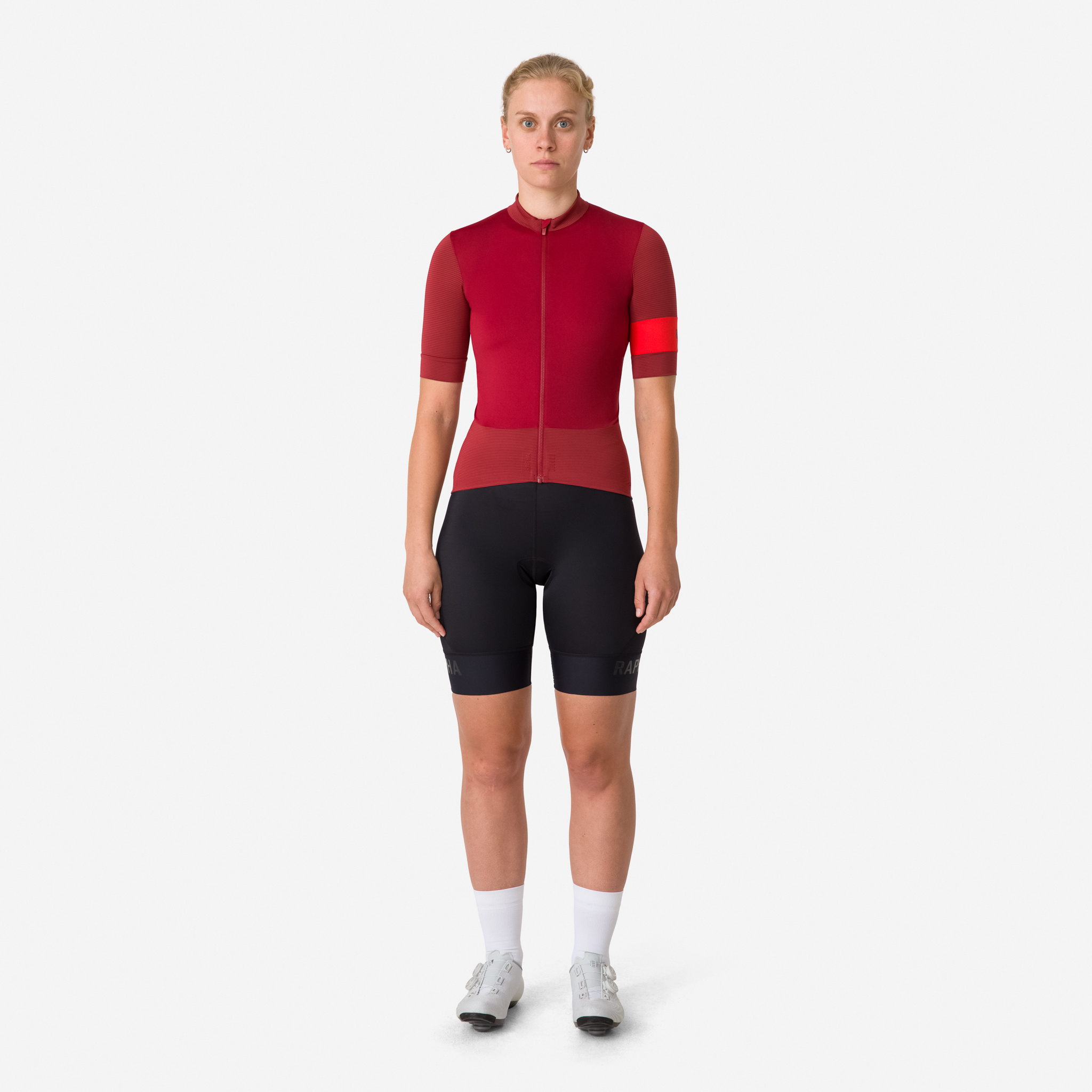 Rapha ラファ　ウィメンズプロチームジャージ　PRO TEAM JERSEY Raphaレビュー: 『プロチーム』の真価と、今ラファを選ぶ理由