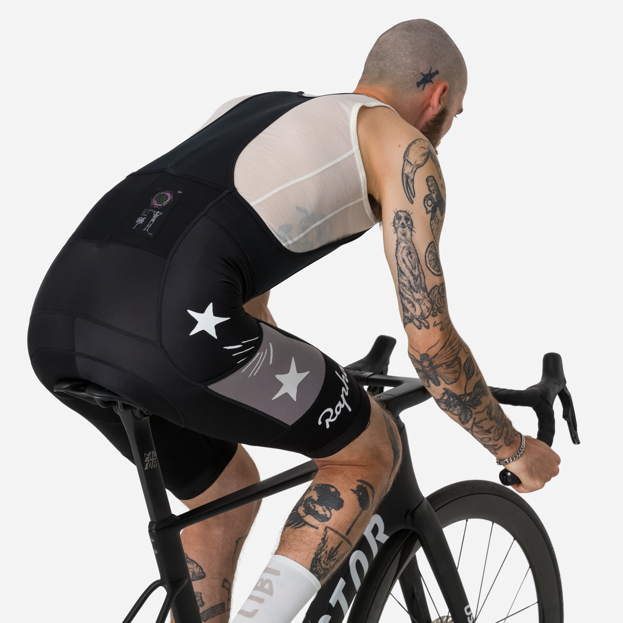 新品 Rapha + Patta プロチーム カーゴ ビブショーツ Lサイズ Patta x Rapha メンズ プロチーム カーゴ ビブショーツ | Rapha