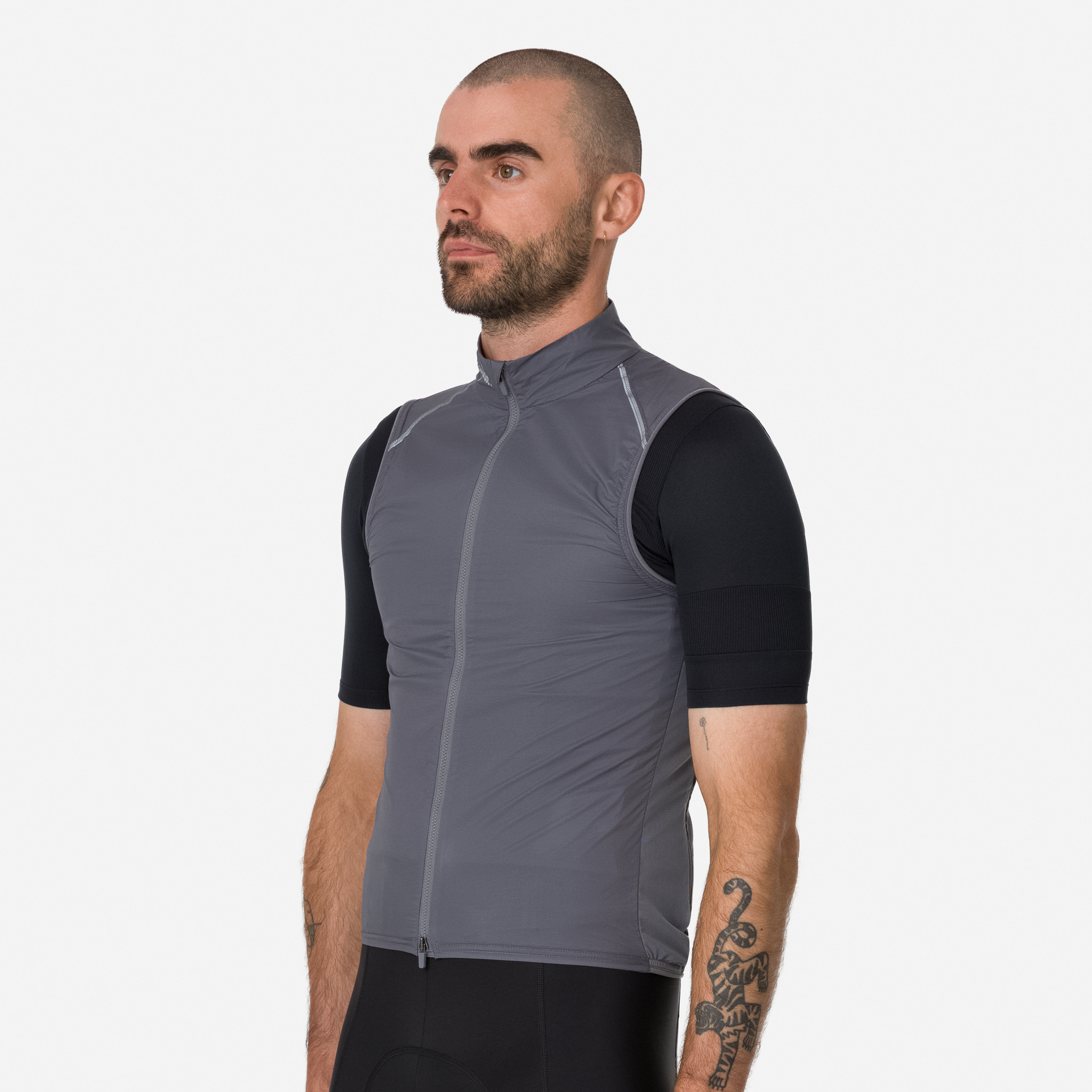 新品rapha メンズブルベエレメントウィンドジレ　M メンズ ブルベ エレメント ウィンド ジレ | Rapha