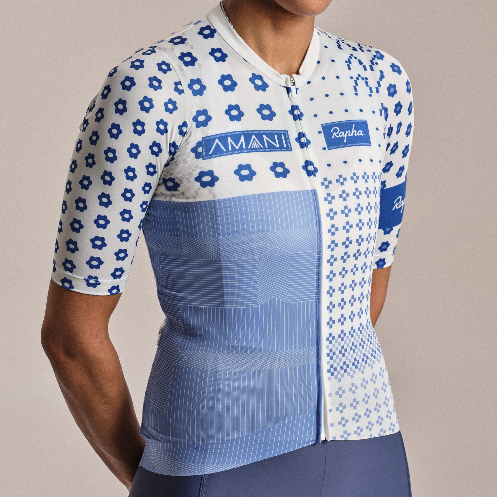 AMANI ウィメンズ プロチーム Rouleur ジャージ | Rapha