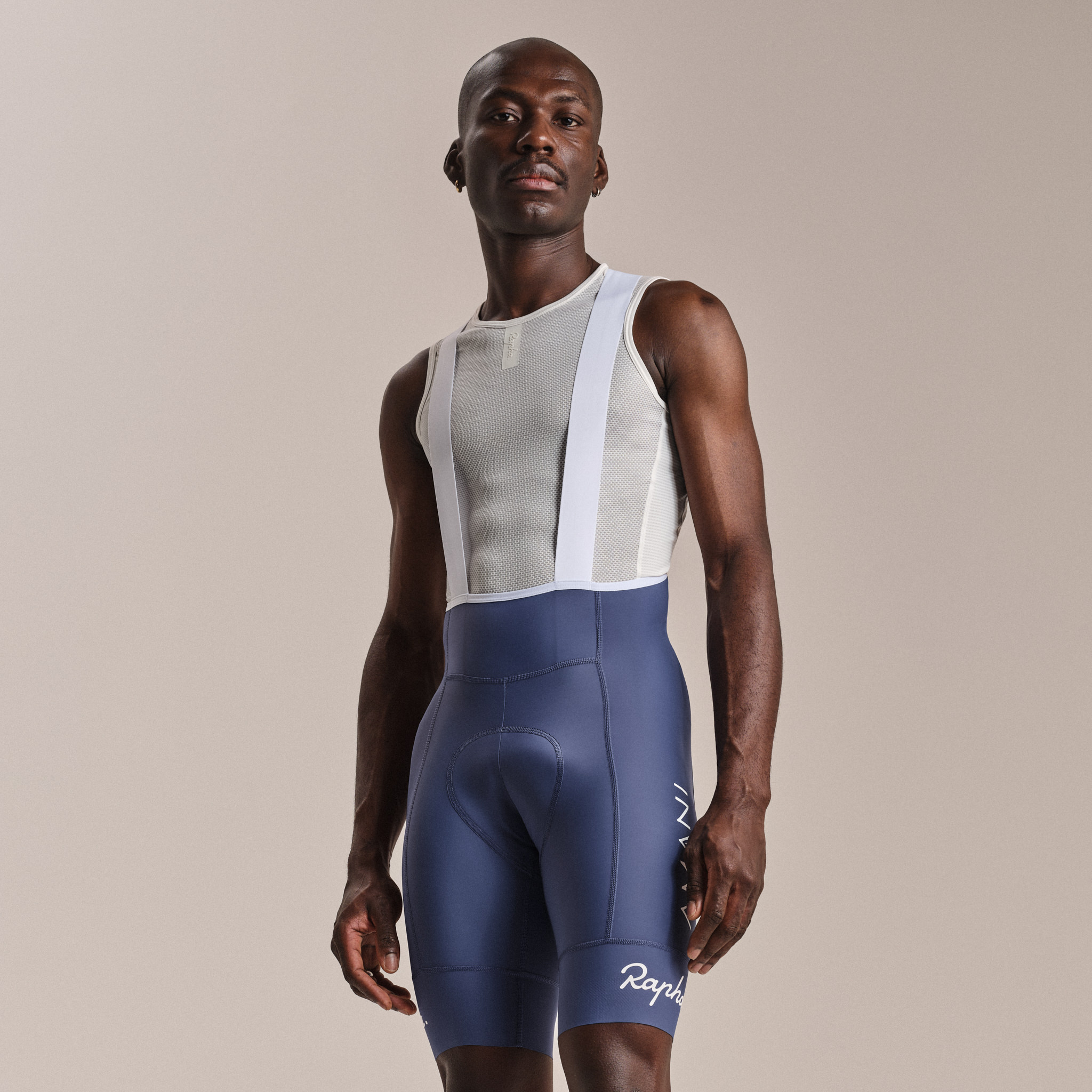 AMANI メンズ プロチーム トレーニング ビブショーツ | Rapha