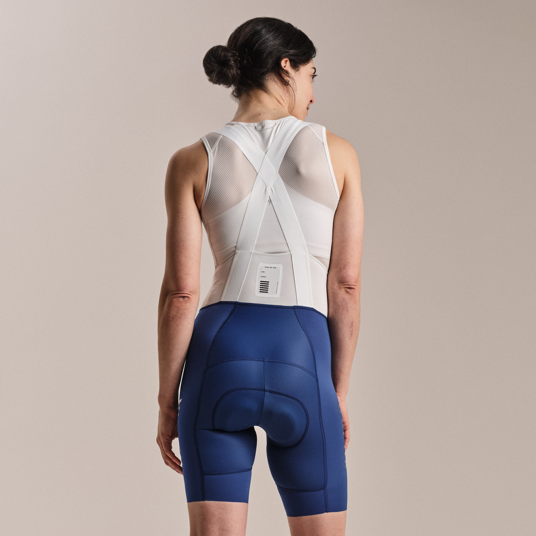 Rapha (Women's)プロチームビブショーツ レギュラー丈 ネイビーXS ウィメンズ プロチーム ビブショーツ III - レギュラー | Rapha