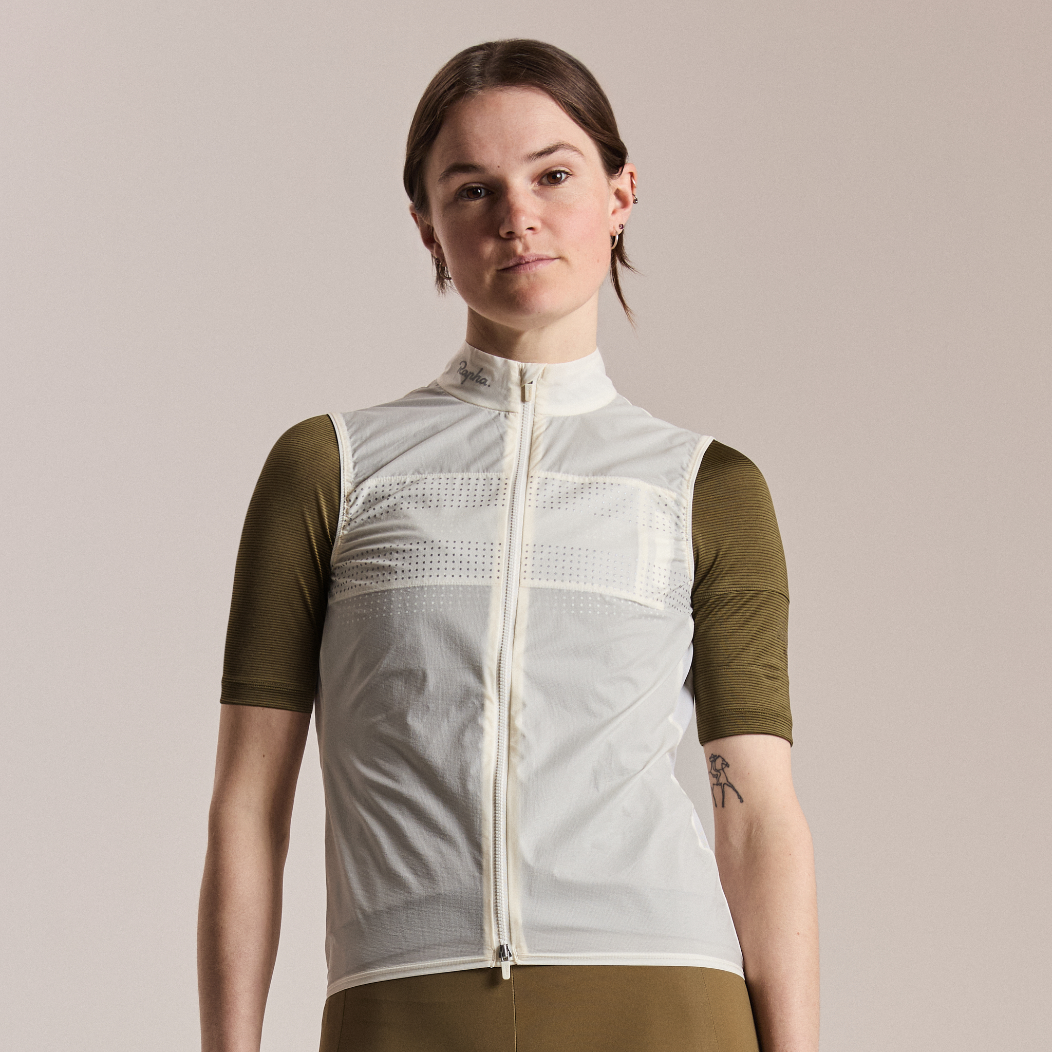 Rapha - Women's Brevet Wind Gilet III - White - Small | Bundle & save up to 20%, FREE delivery over £125 & member benefits..