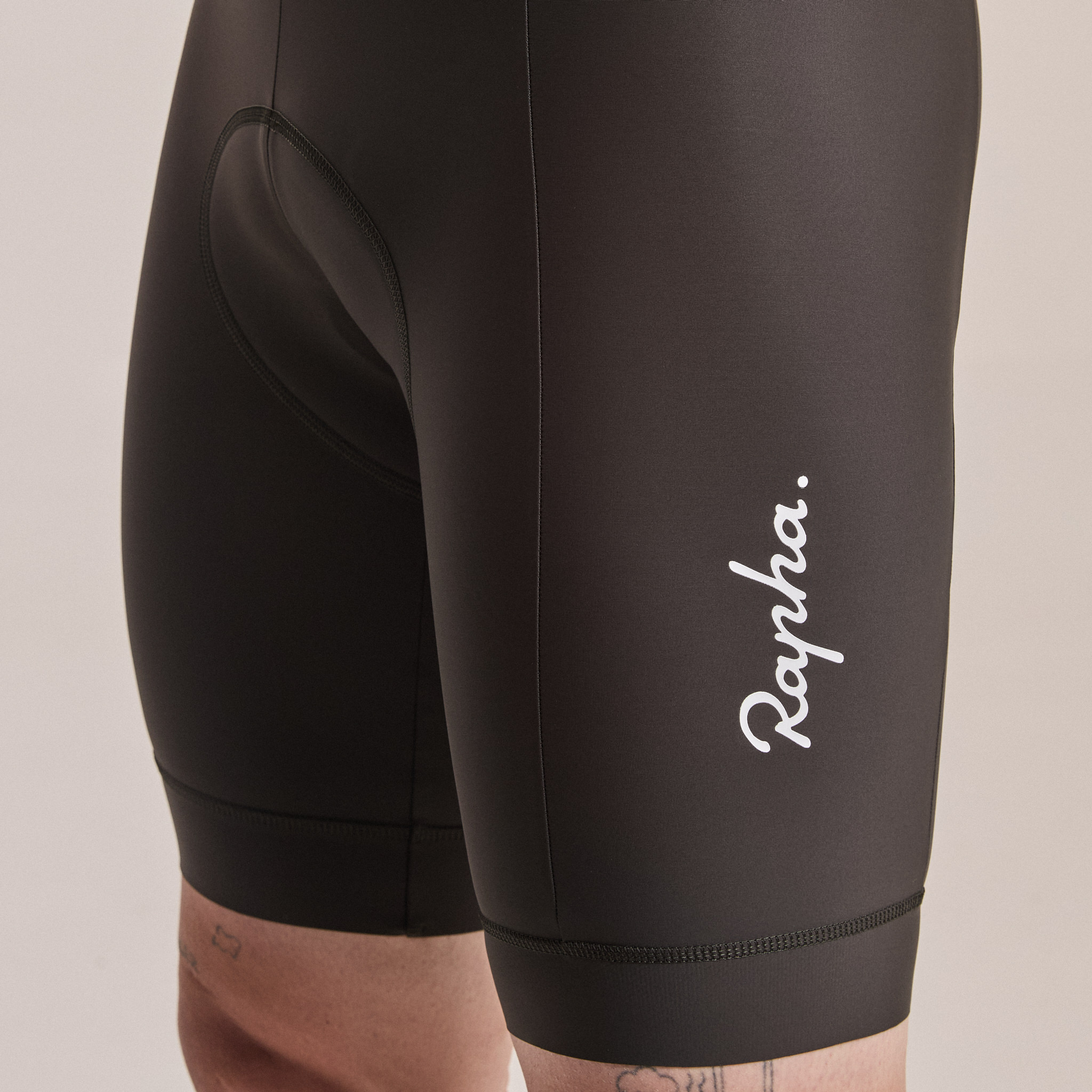 メンズ コア パディッド サイクリング ビブショーツ | Rapha