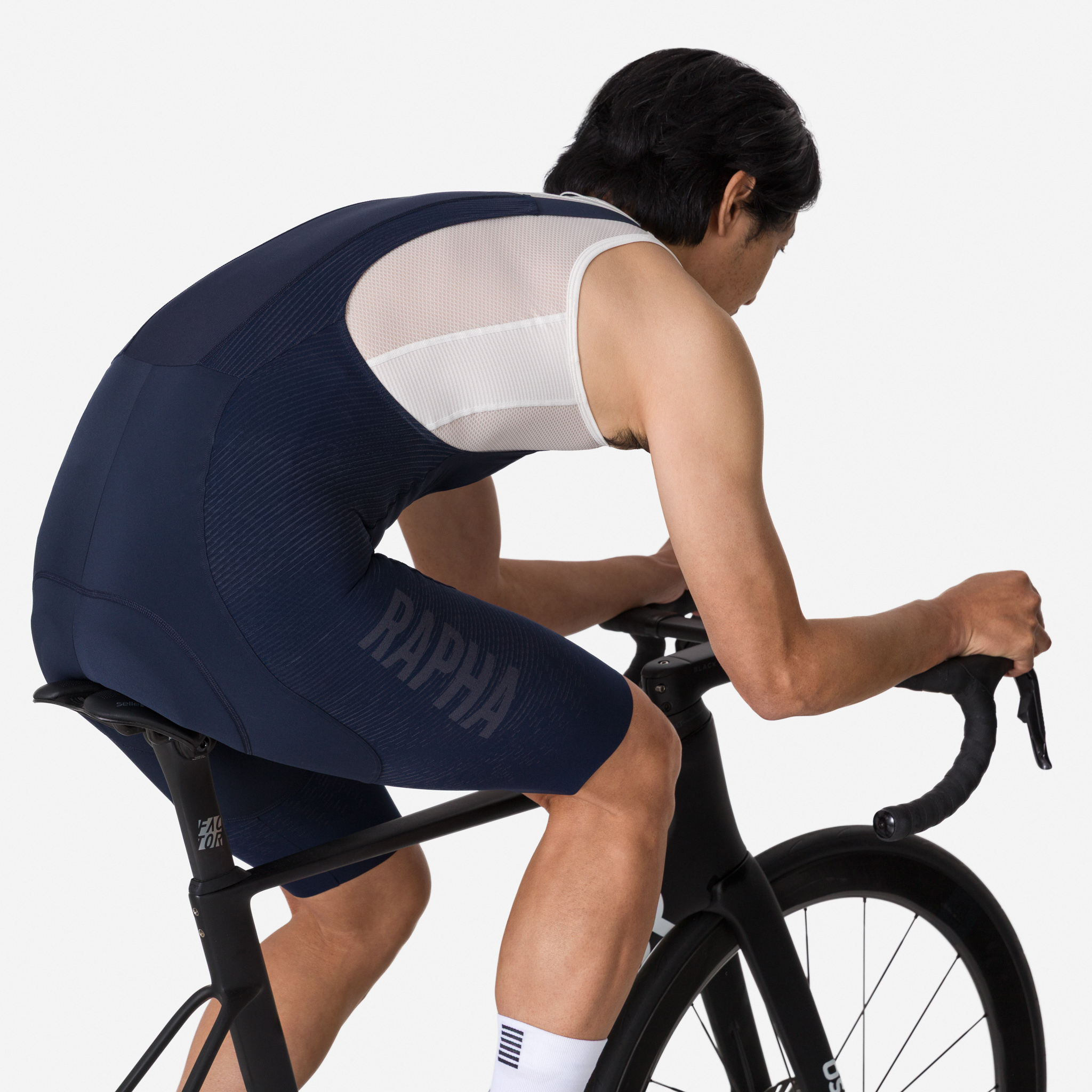 メンズ プロチーム パワーウィーブ ビブショーツ | Rapha