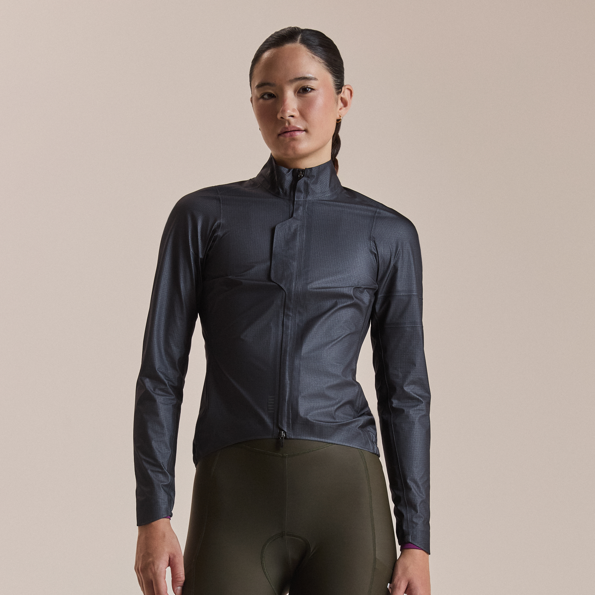 Rapha - Women's Pro Team Gore-Tex LW Rain Jacket II - Black - X-Small | Bundle & save up to 20%, FREE delivery over £125 & member benefits..