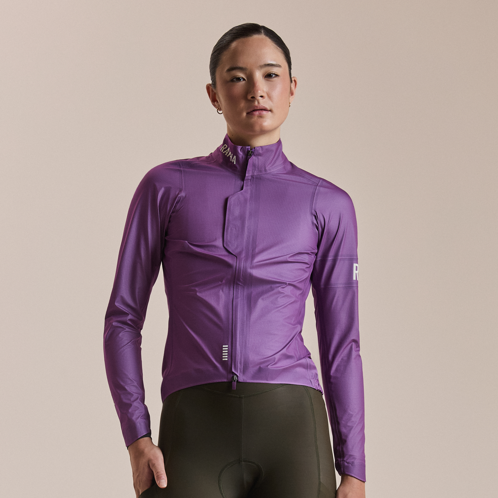 Rapha - Women's Pro Team Gore-Tex LW Rain Jacket II - Pink - XX-Small | Bundle & save up to 20%, FREE delivery over £125 & member benefits..