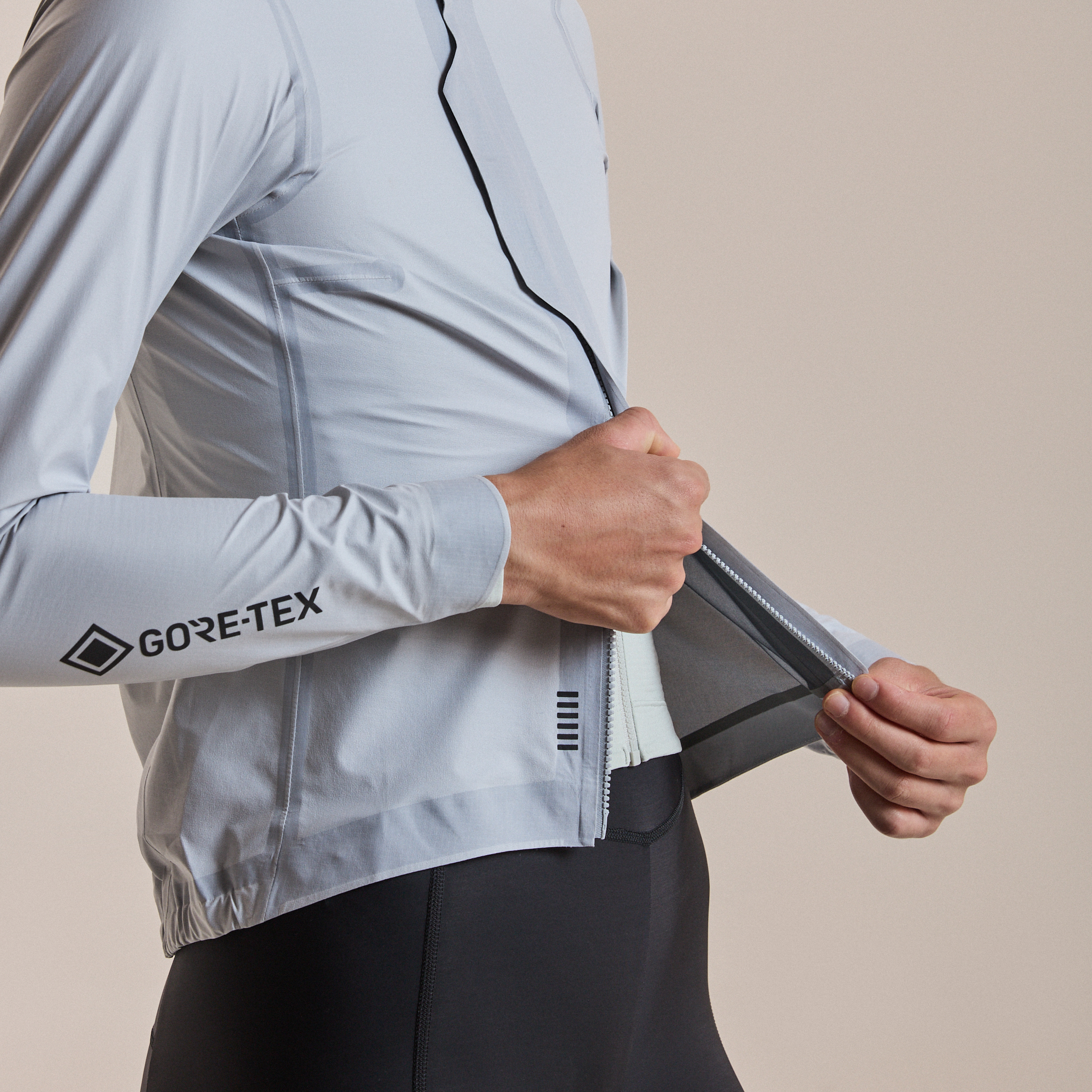 Women's Pro Team Gore-Tex LW Rain Jacket II | Rapha