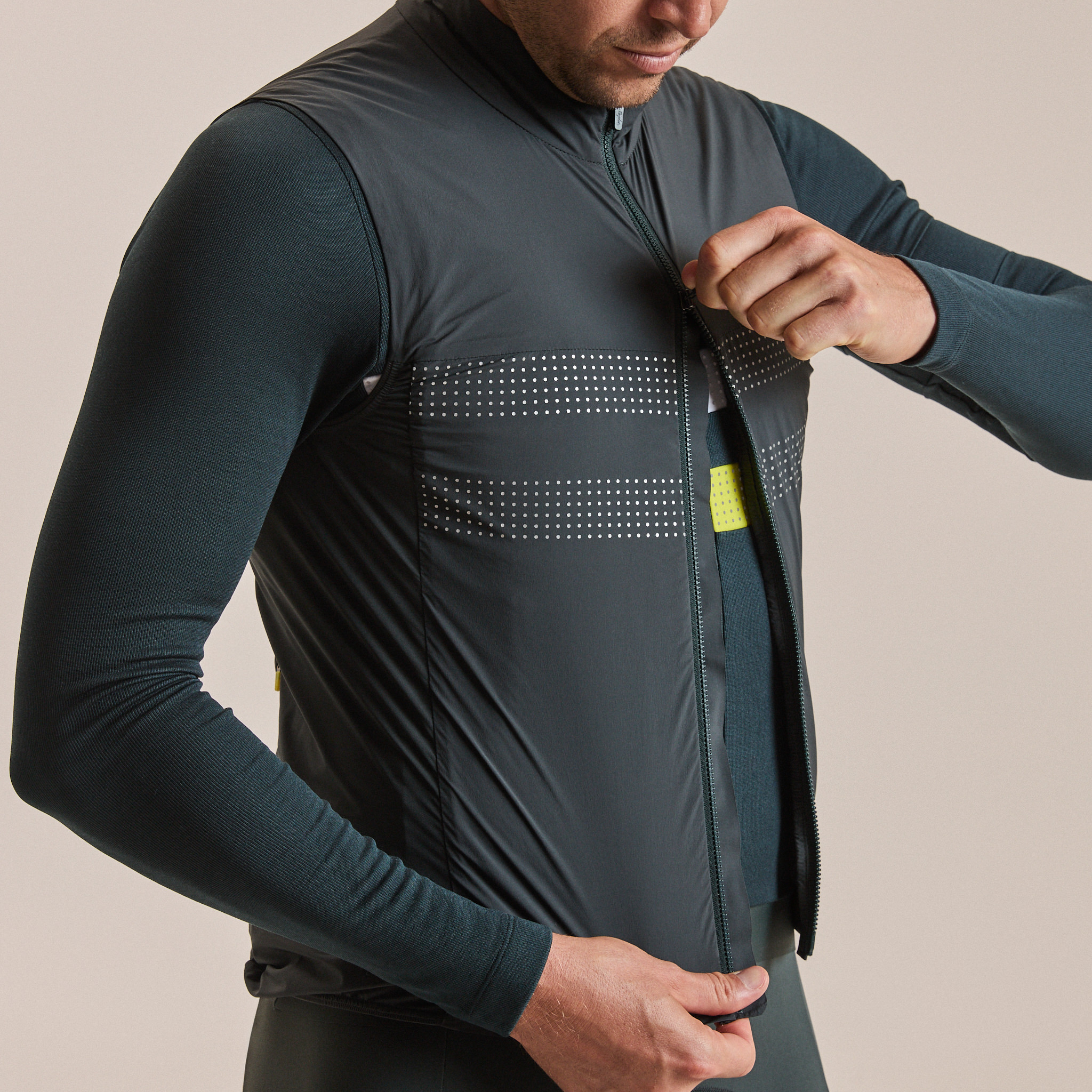 メンズ ブレベ メリノ ジャージ + インサレイティッド ジレ | Rapha