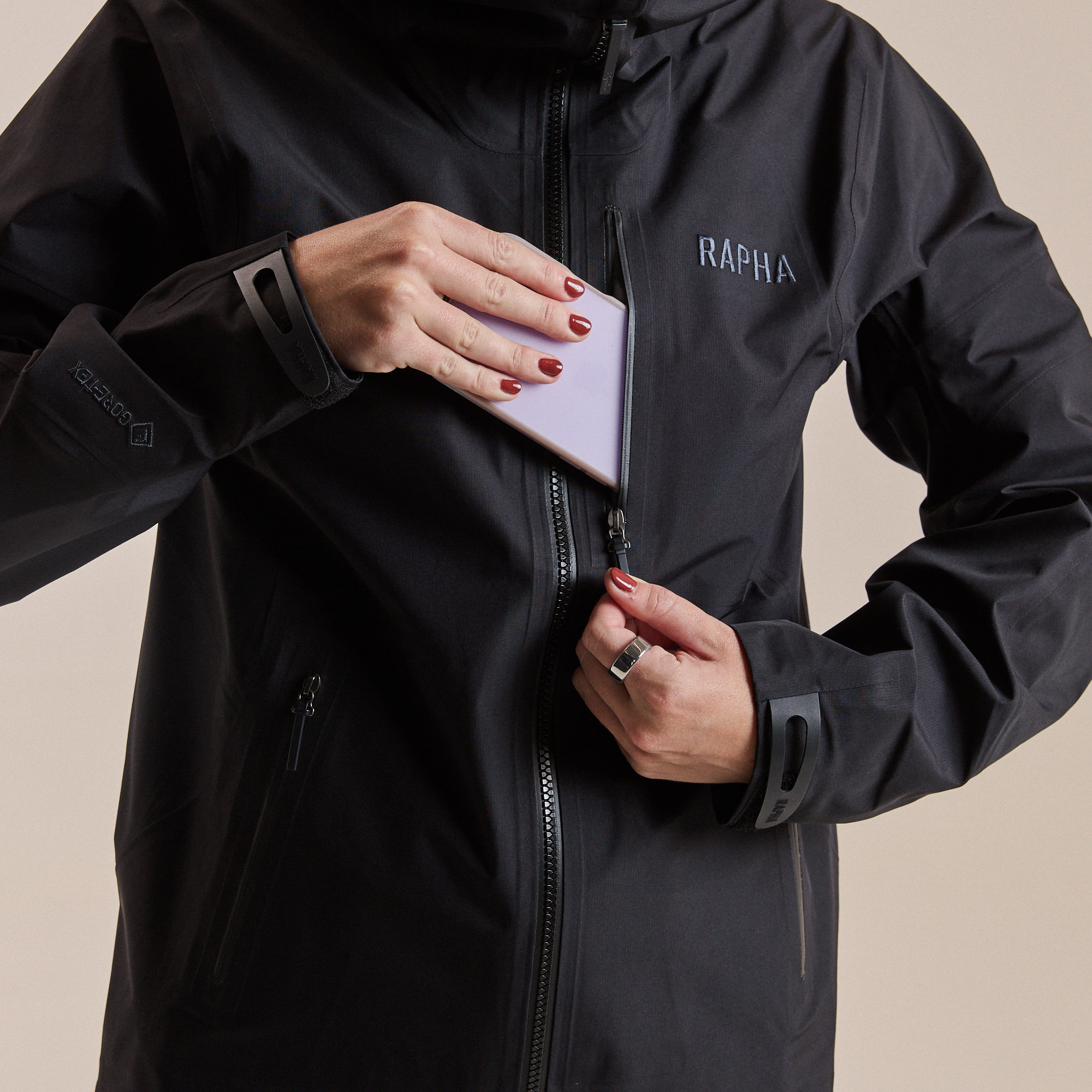 ウィメンズ トレイル GORE-TEX ジャケット | Rapha